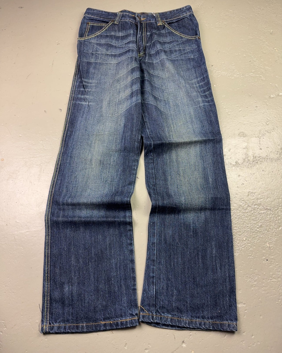 2000's Japanese Baggy/Bootcut Jeans *rare 32x32 (M) - Lennys Vintage