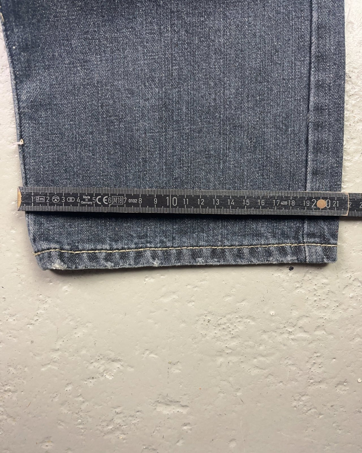 2000's Japanese Straight Jeans * 31x32 (M) - Lennys Vintage