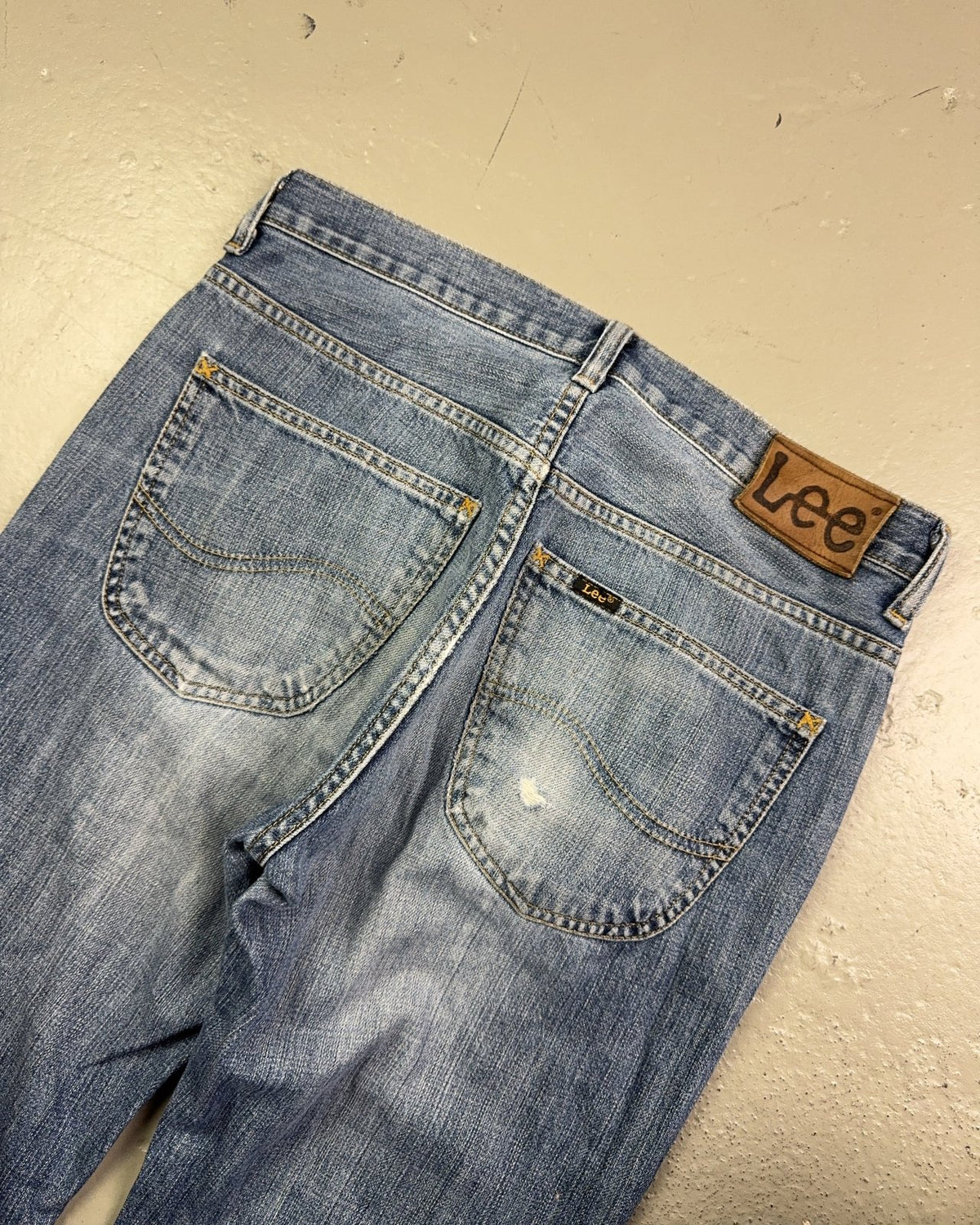 2000's Lee Bootcut/Flared Jeans *rare 30x32 (M) - Lennys Vintage