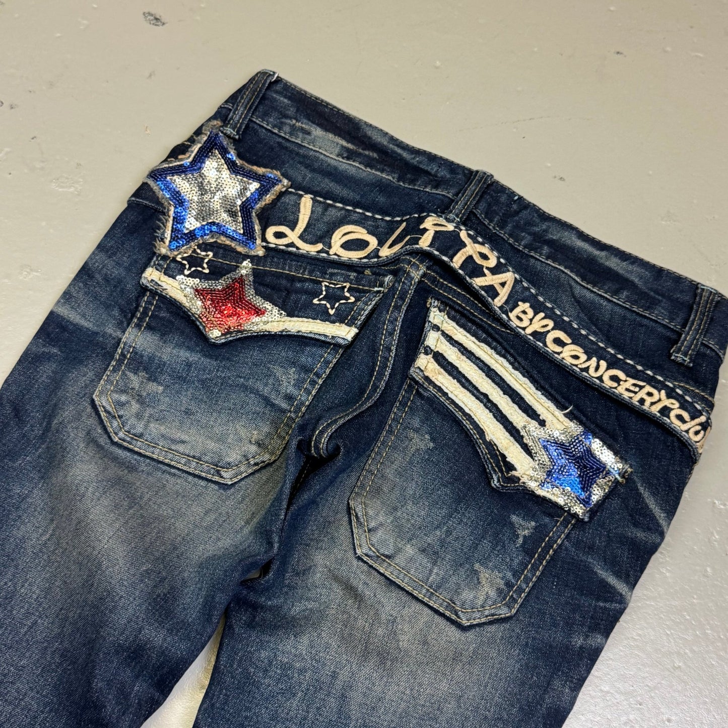 2000‘s Lolita by Concert Club Japanese Low Waist Jeans Women‘s *very rare (Size 27) - Lennys Vintage