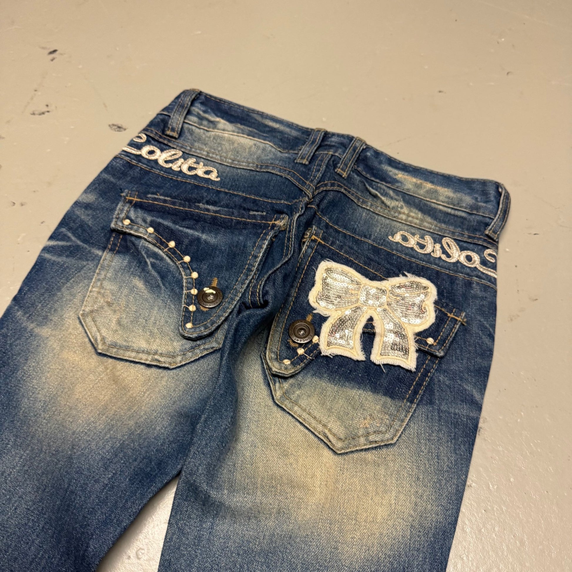 2000‘s Lolita Japanese Low Waist Jeans Women‘s *very rare (Size 24) - Lennys Vintage