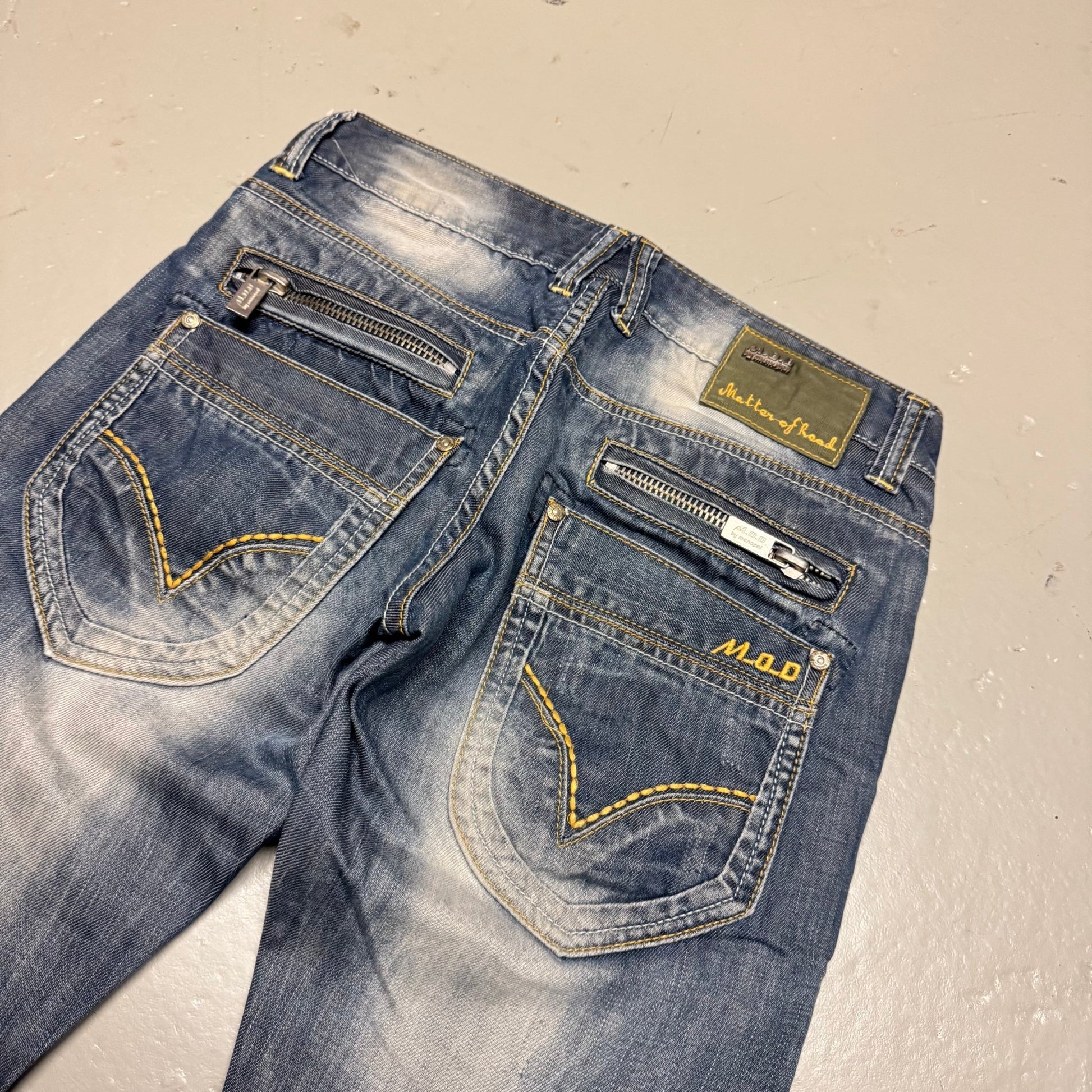 2000‘s MOD Low Waist Straight Jeans 28x28 - Lennys Vintage