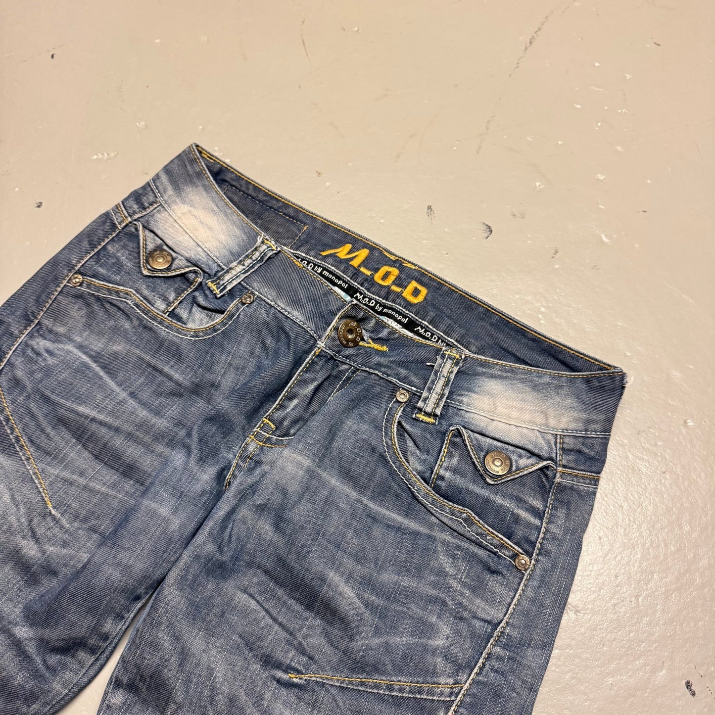 2000‘s MOD Low Waist Straight Jeans 28x28 - Lennys Vintage