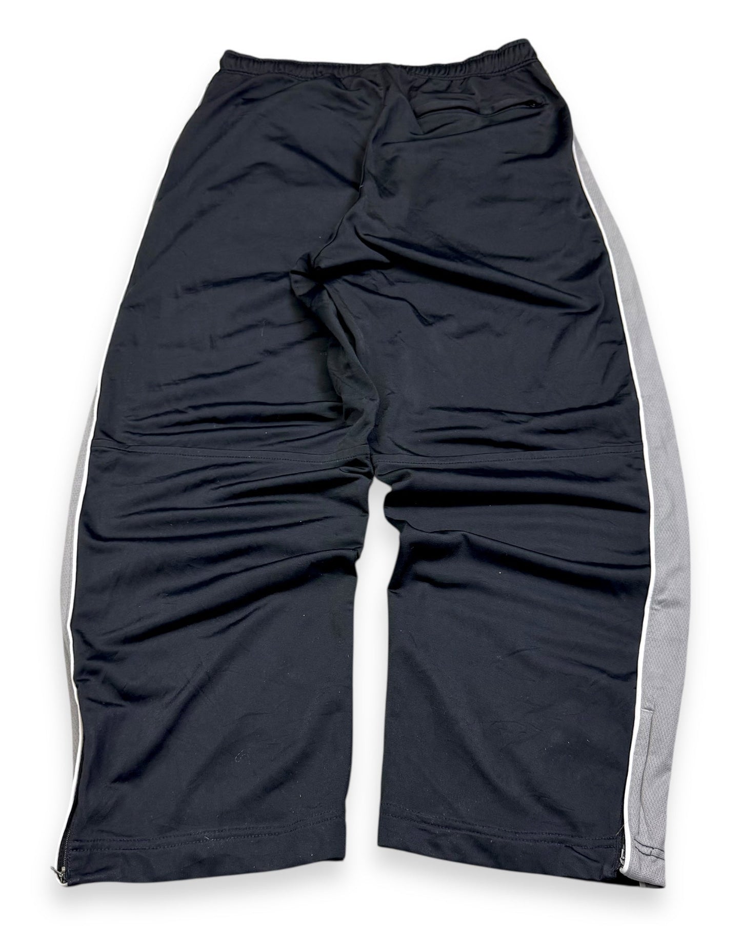 2000’s Nike Baggy Trackpants (L) - Lennys Vintage