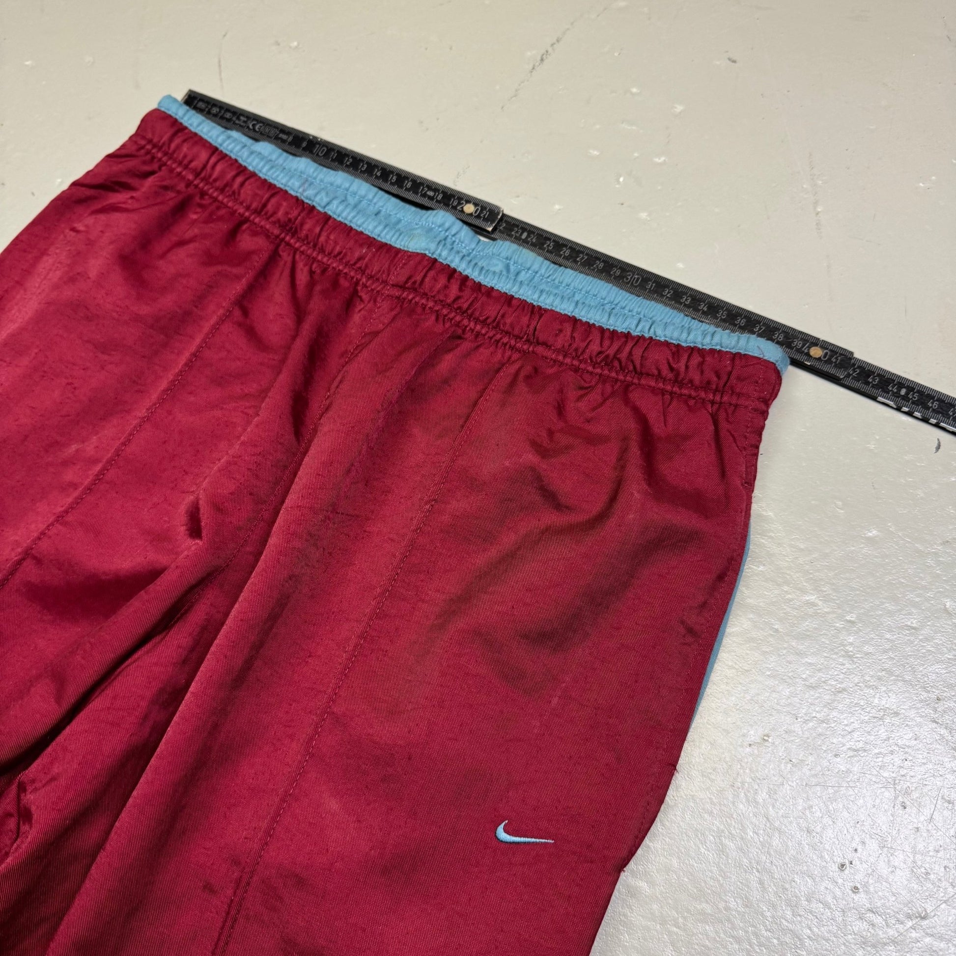 2000‘s Nike Baggy Trackpants *rare (M - L) - Lennys Vintage