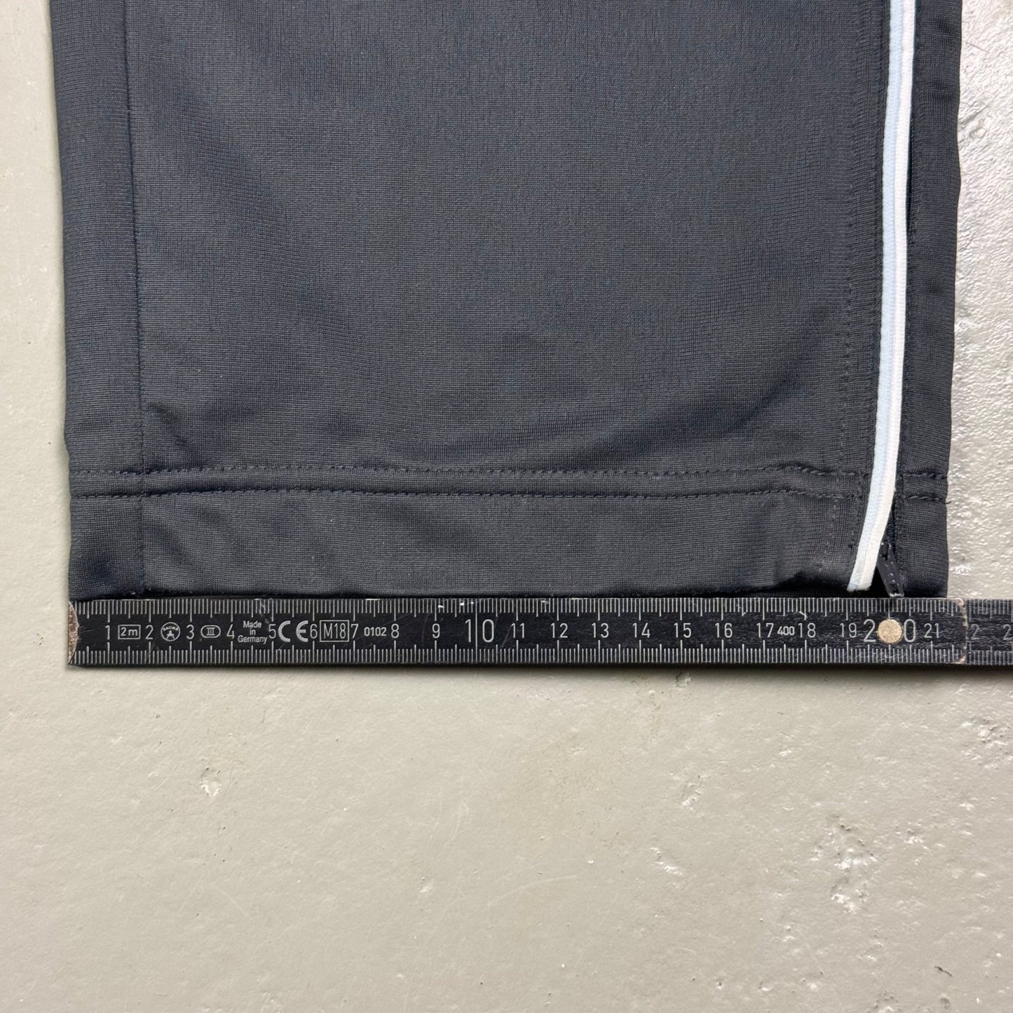 2000‘s Nike Baggy Trackpants (S) - Lennys Vintage