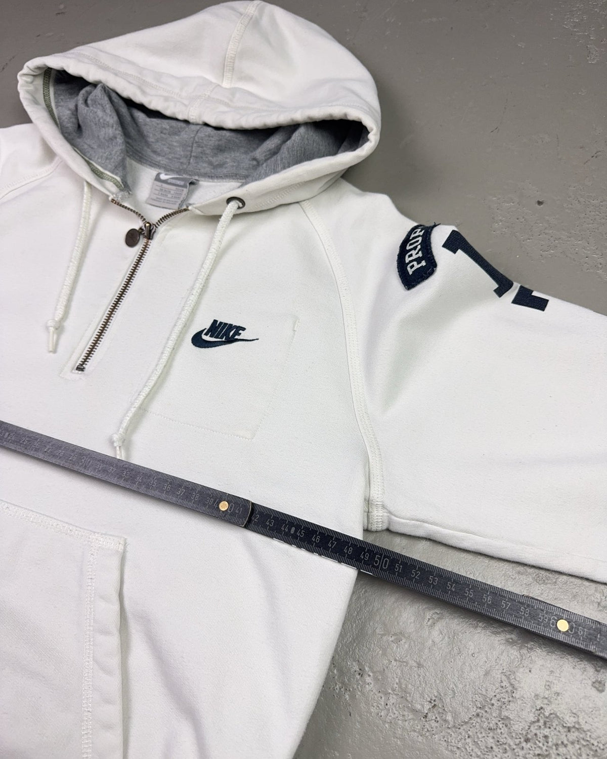 2000's Nike Zip Hoodie * (S) - Lennys Vintage
