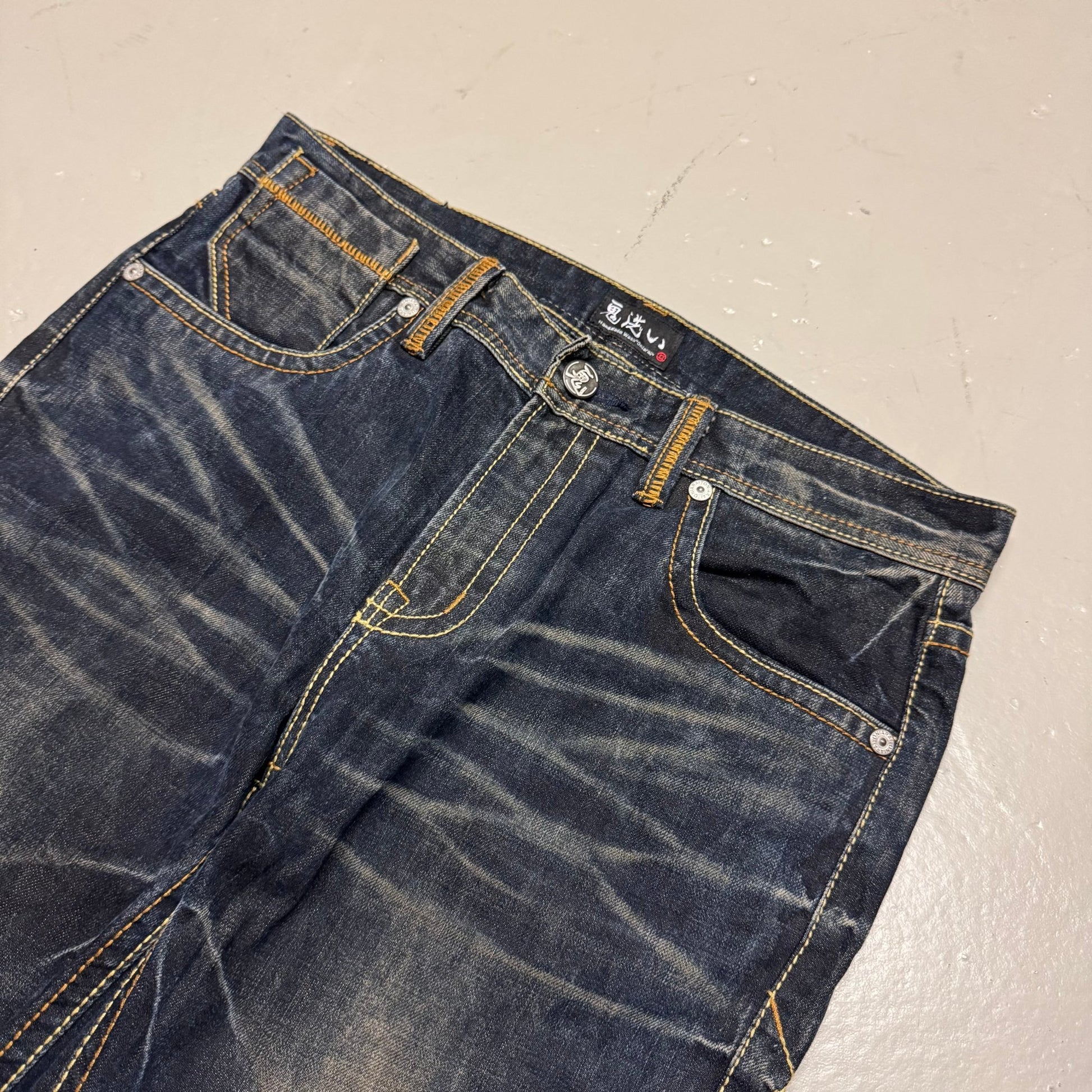 2000‘s Oniarai Japanese Straight Jeans *selten 32x31 - Lennys Vintage