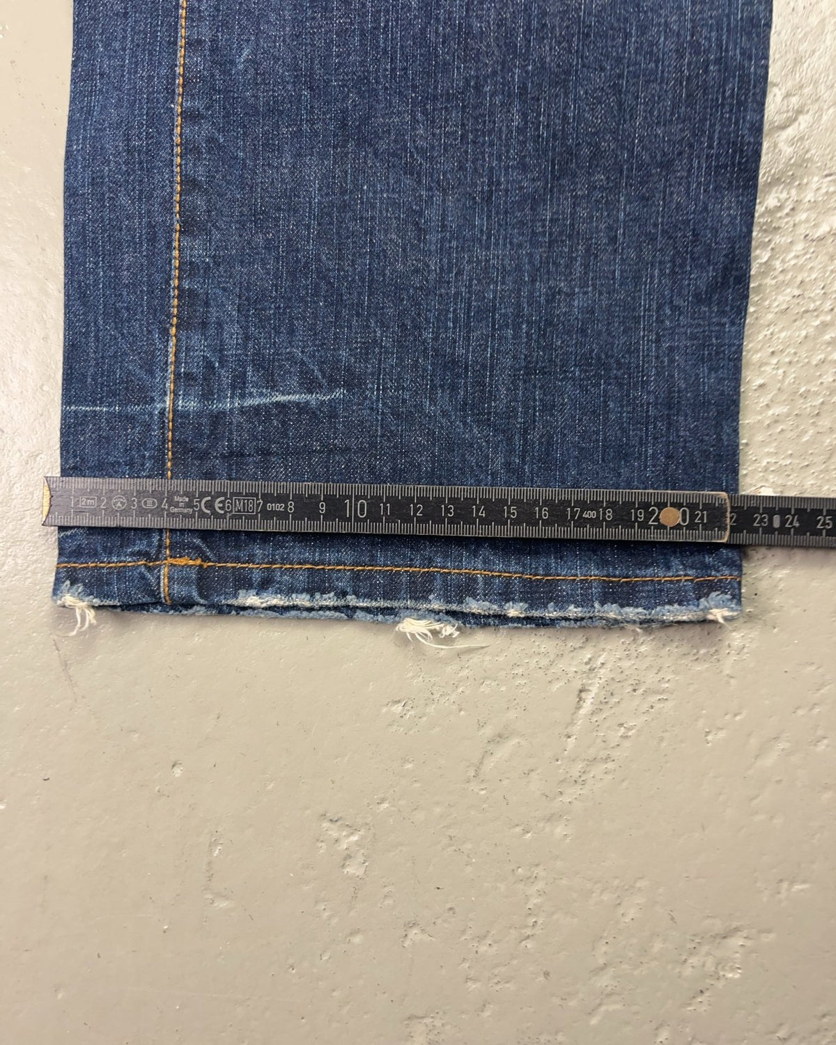 2000's Oniarai Straight/Baggy Jeans * 31x36 (M) - Lennys Vintage