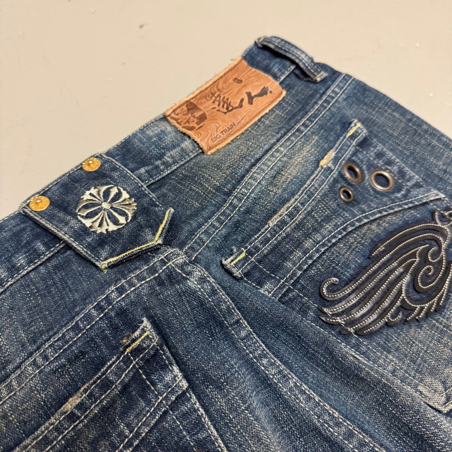 2000‘s Osaka Big Train Japanese Baggy/Straight Jeans *rare 32x33 - Lennys Vintage