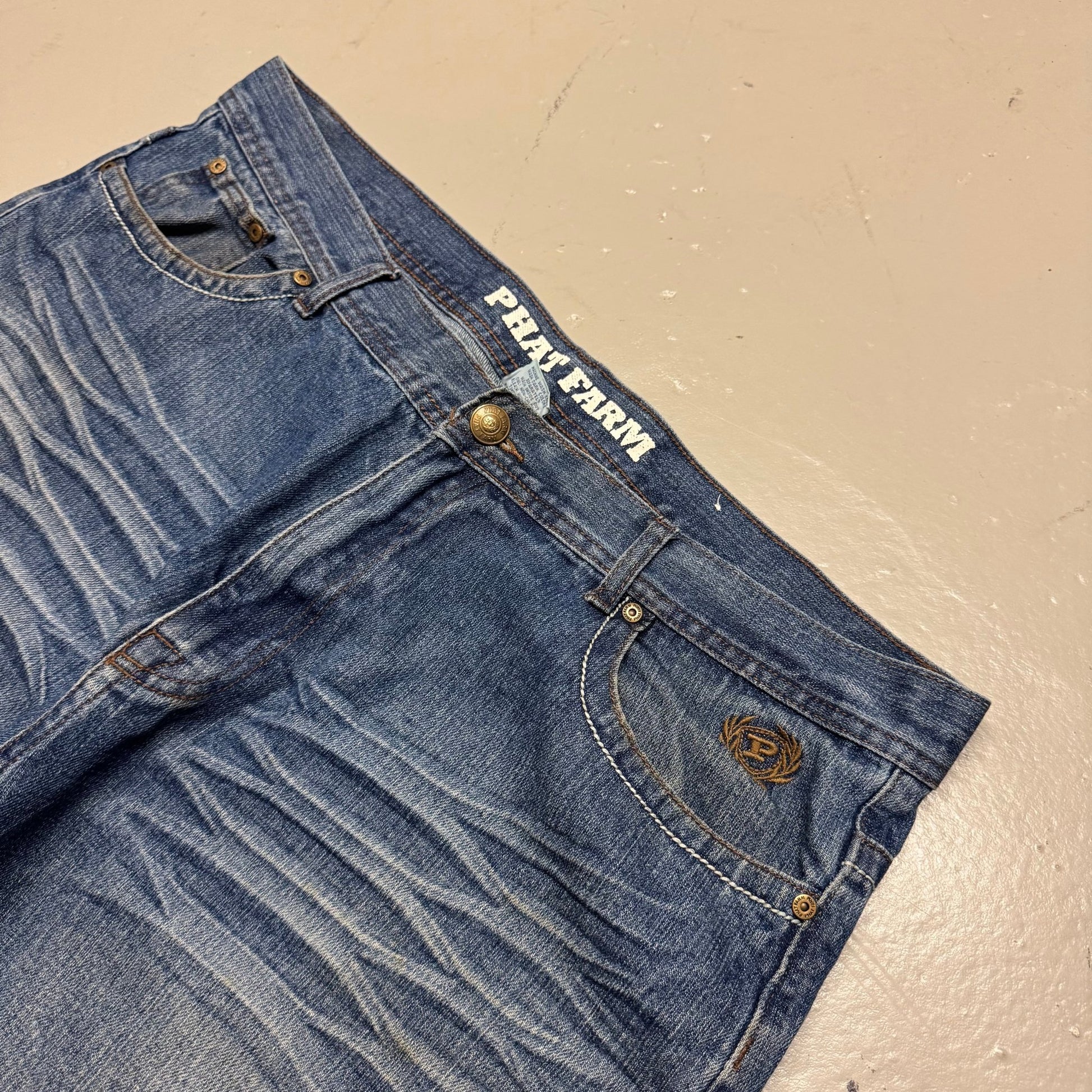 2000‘s Phat Farm Hip Hop Shorts/Jorts *rare W40 - Lennys Vintage