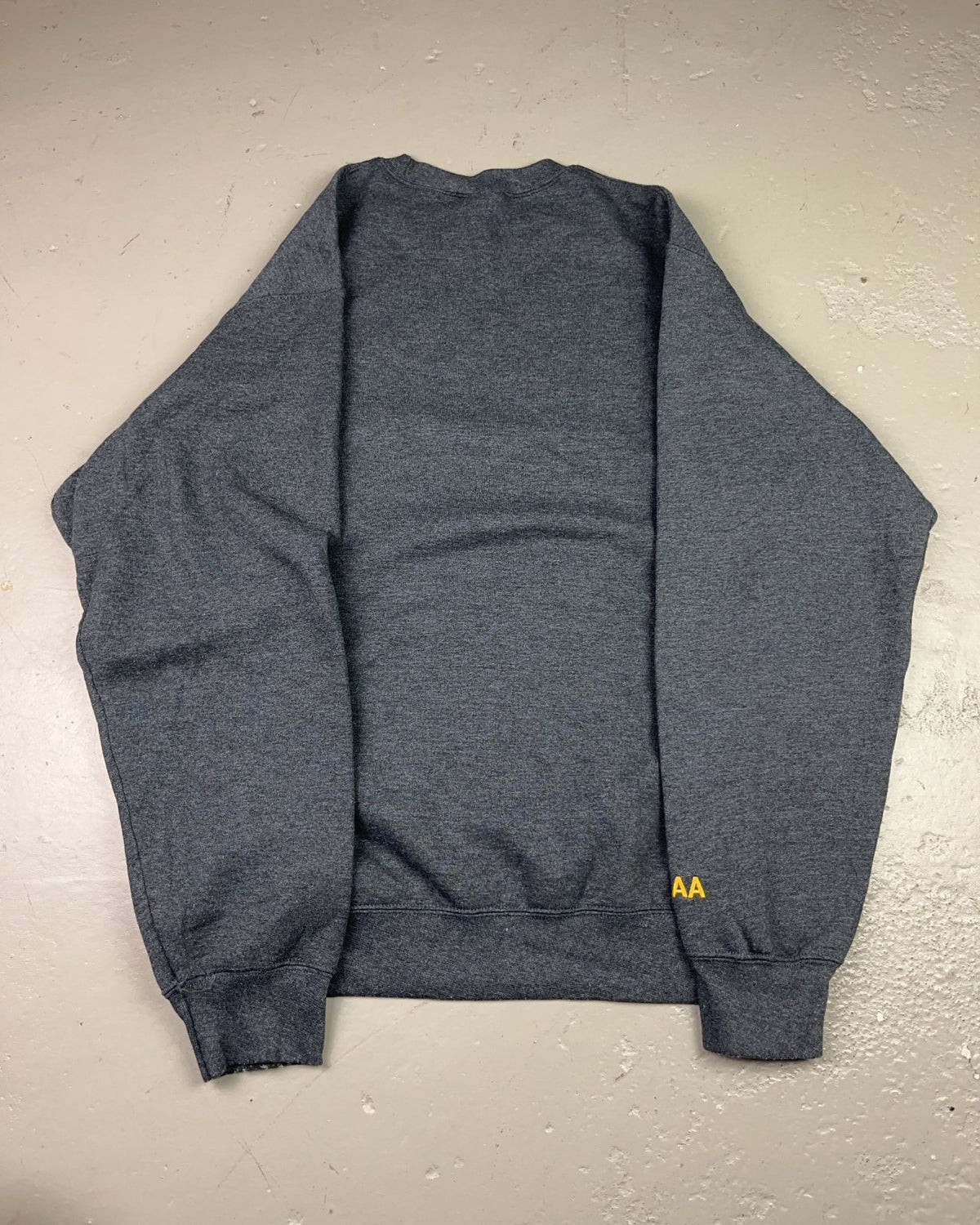 2000's Port & Company Sweater * (M) - Lennys Vintage