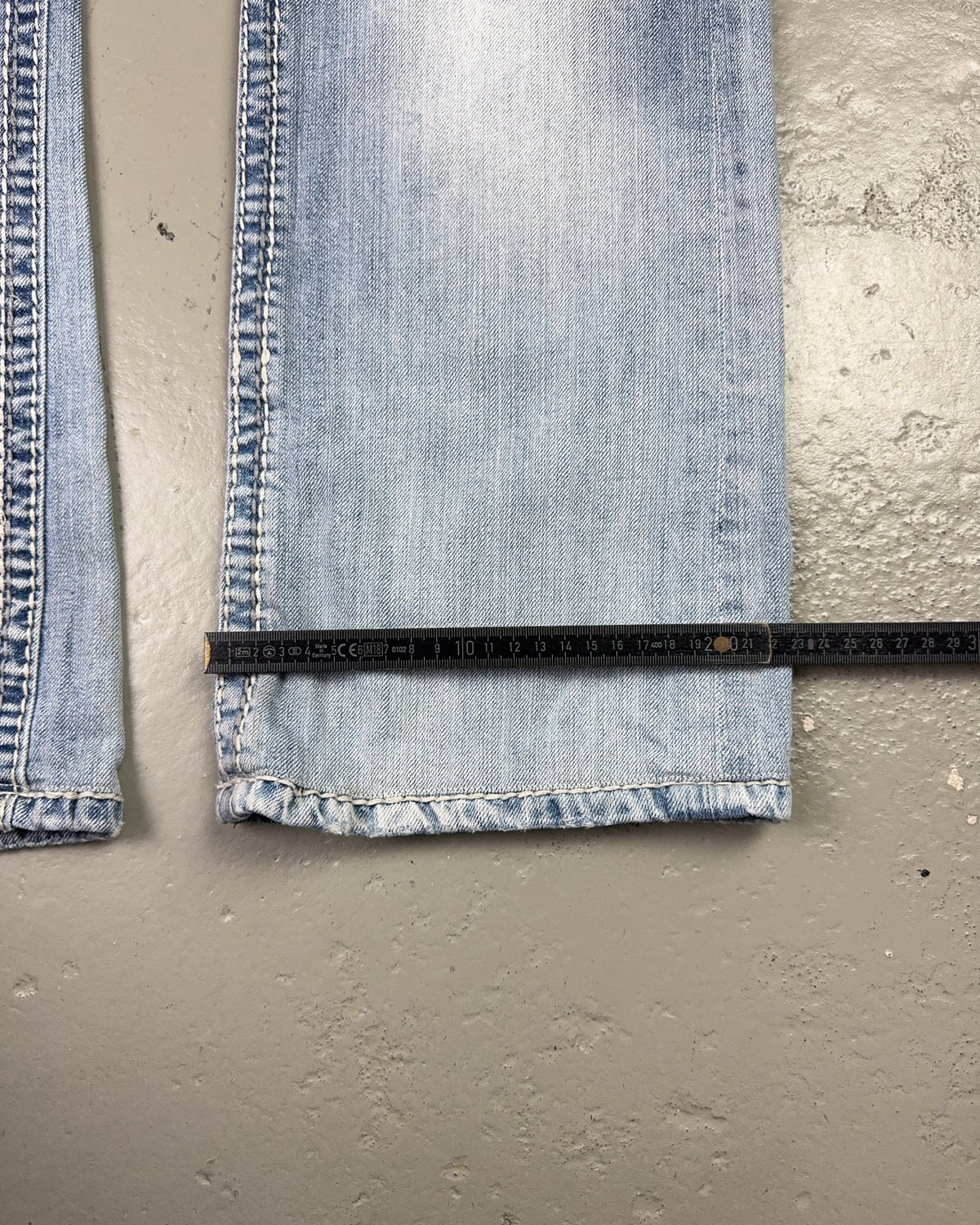 2000's Rock Revival Straight/Bootcut Jeans *rare 32x28 (M) - Lennys Vintage