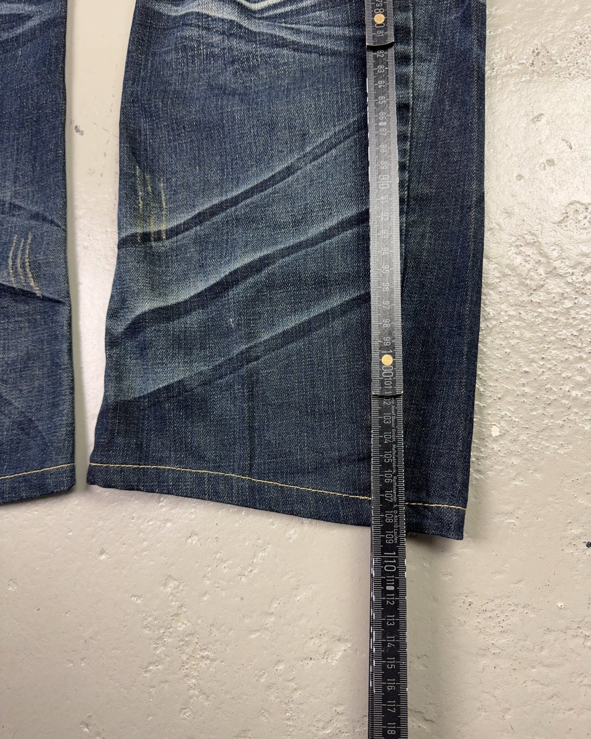 2000's Scorpion Japanese Baggy Jeans * 34x34 (L) - Lennys Vintage