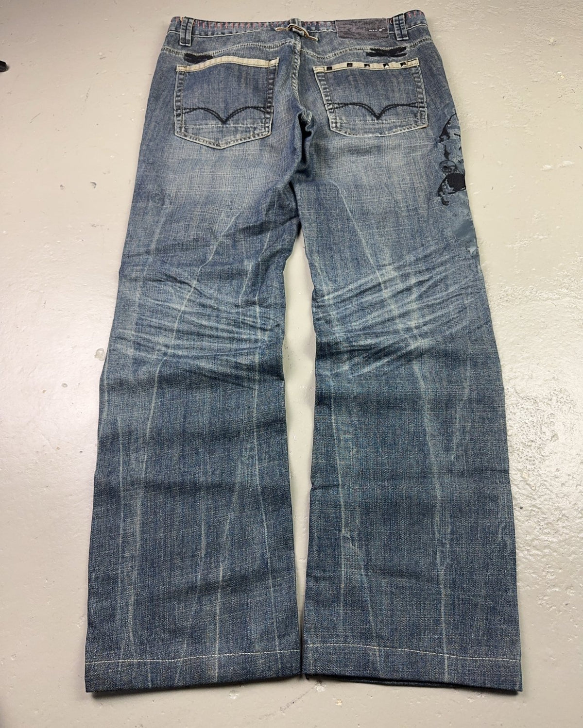 2000's Skull Japanese Baggy Jeans *rare 34x30 (L) - Lennys Vintage