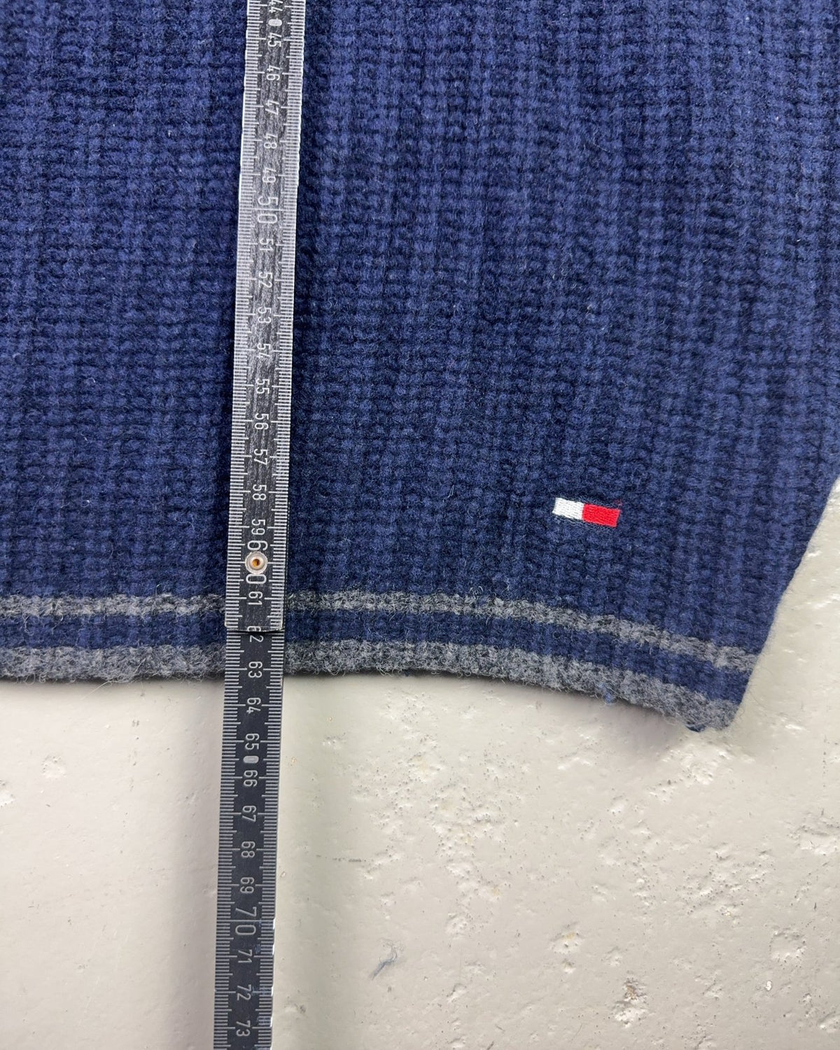 2000's Tommy Hilfiger Knit Sweater * (L) - Lennys Vintage