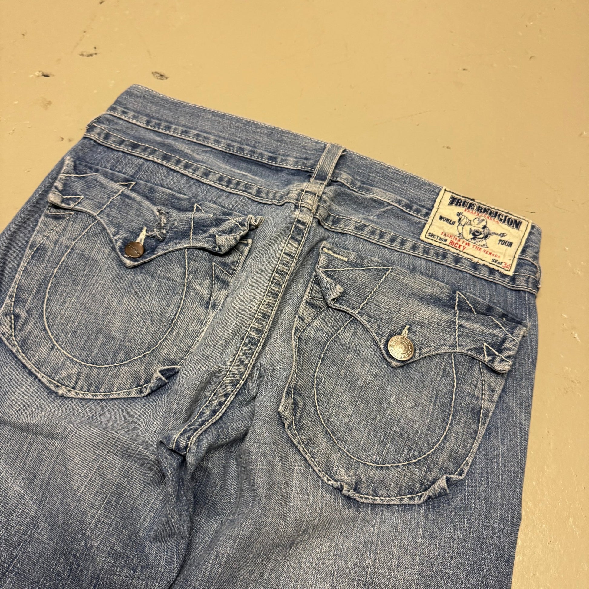 2000‘s True Religion Baggy Jeans 36x28 - Lennys Vintage