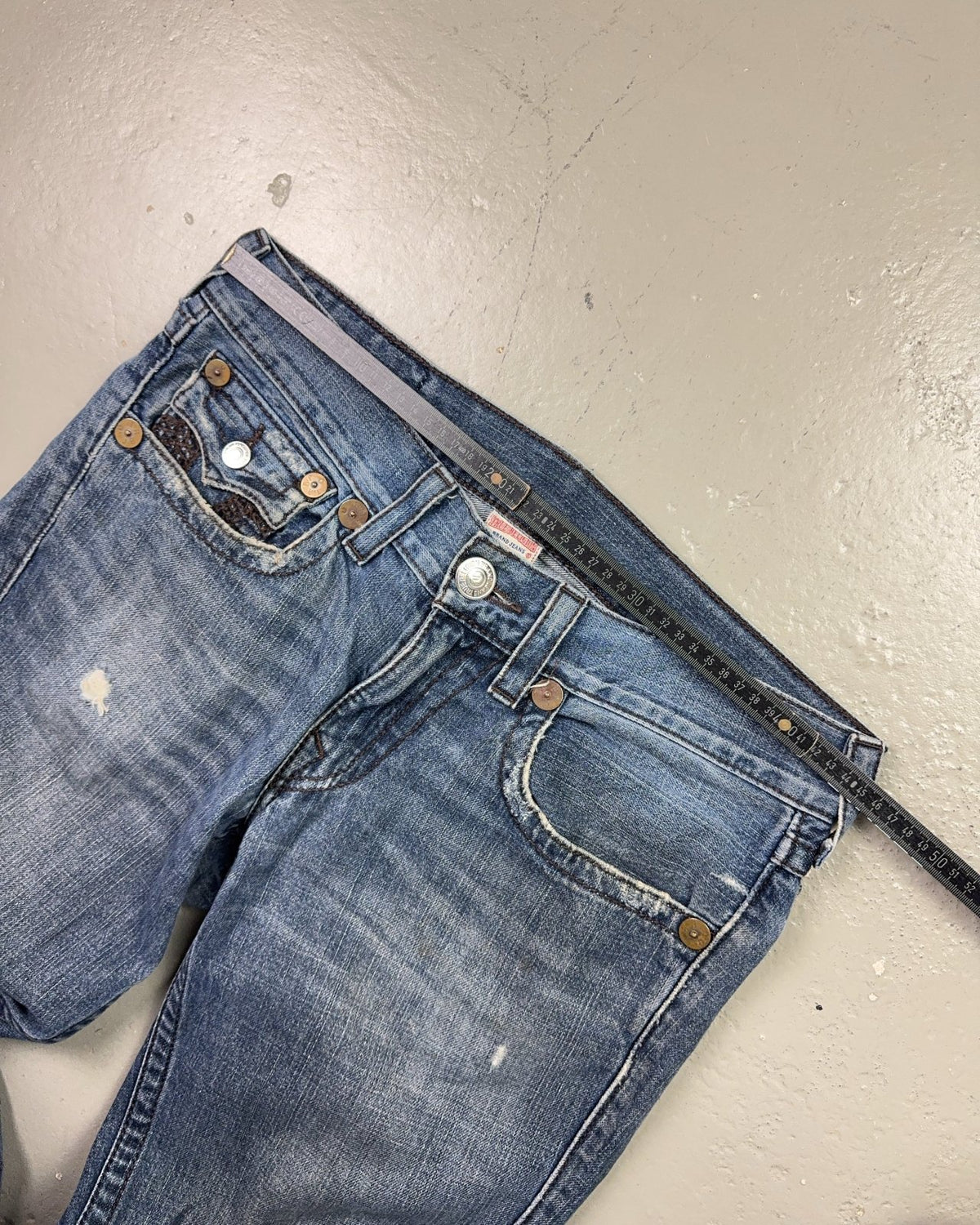 2000's True Religion Bootcut/Flared Jeans *rare 34x30 (L) - Lennys Vintage