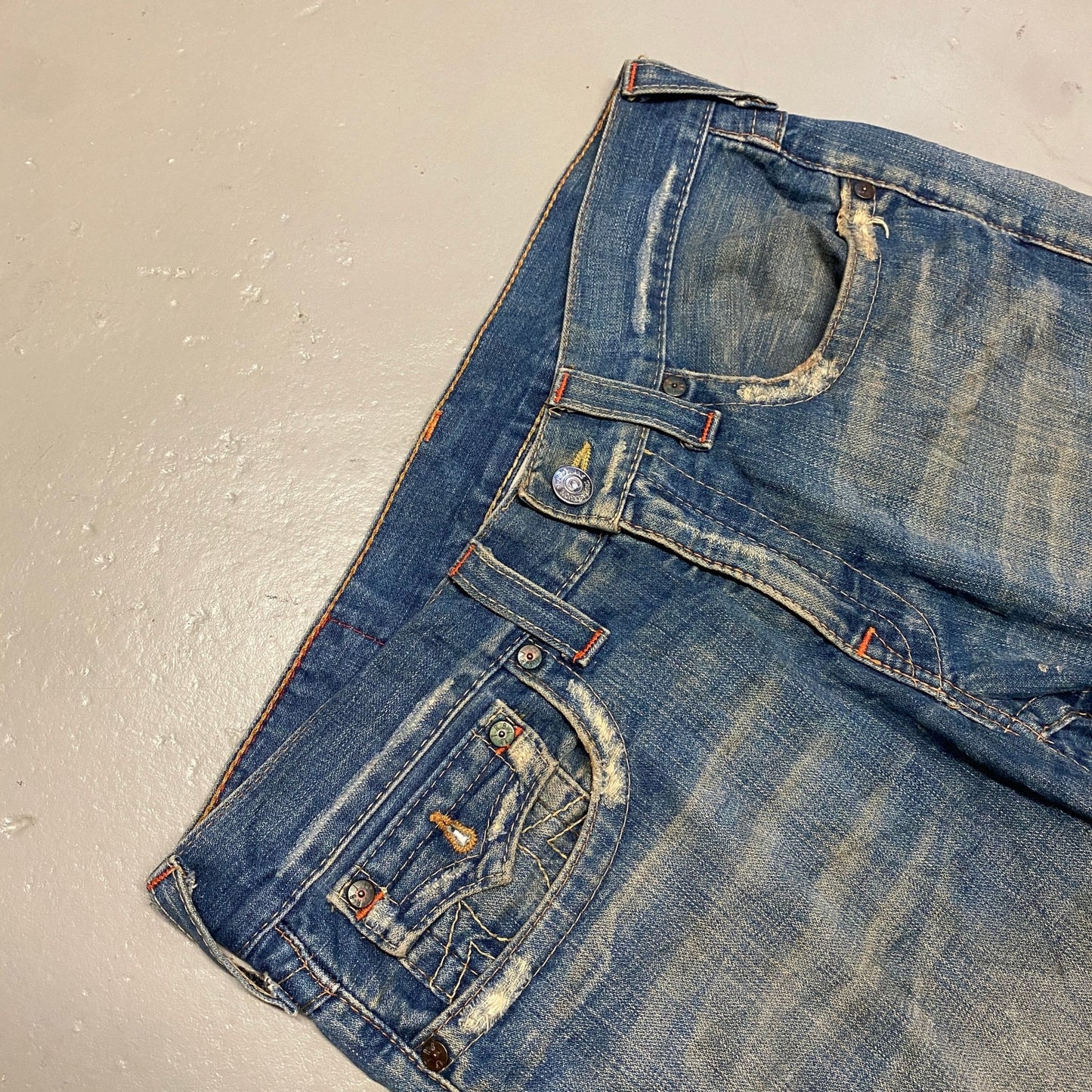 2000‘s True Religion made in U.S.A. Shorts/Jorts (W37) - Lennys Vintage