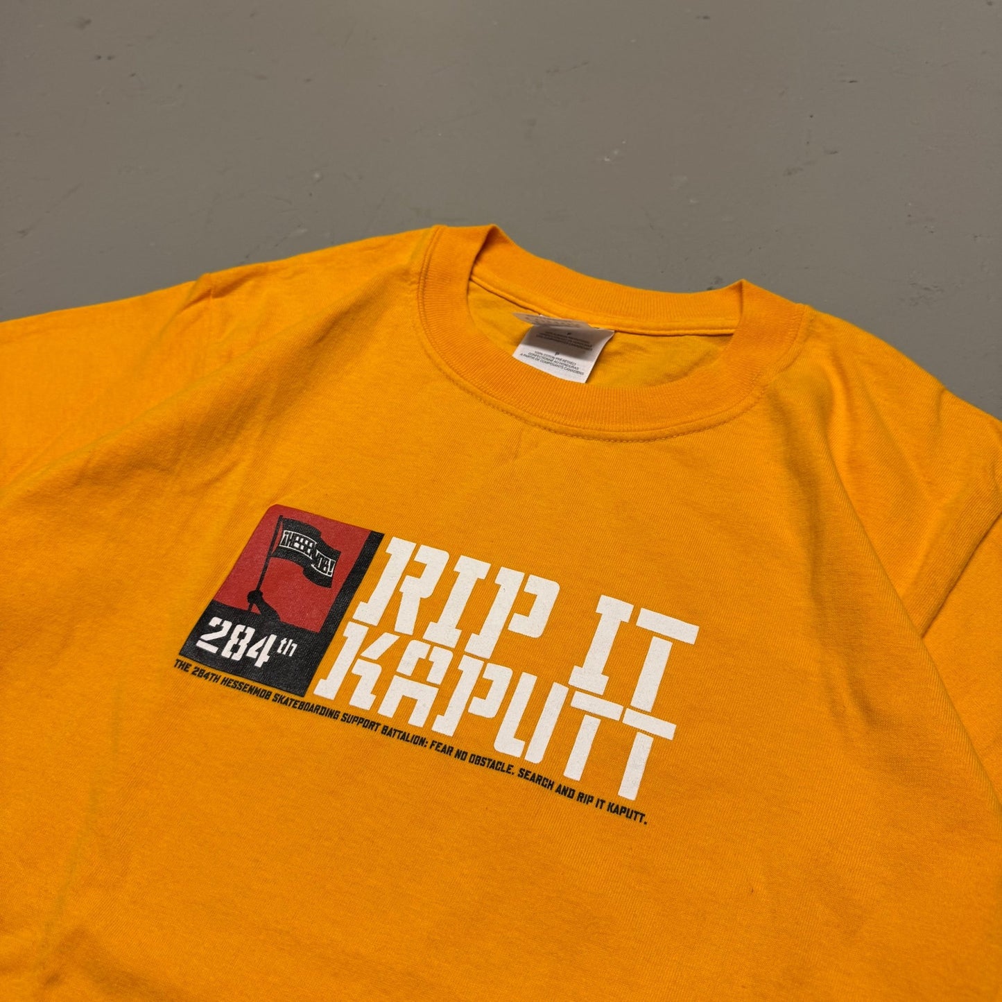 2003 Hessenmob Skateboards Shirt Vintage/Y2K *rare (S) - Lennys Vintage