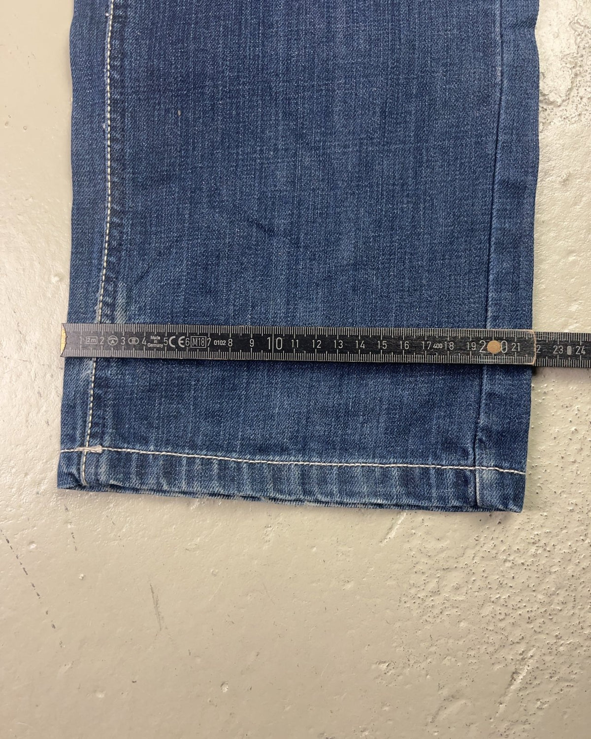 2010's Briatore Straight/Baggy Jeans * 35x34 (XL) - Lennys Vintage