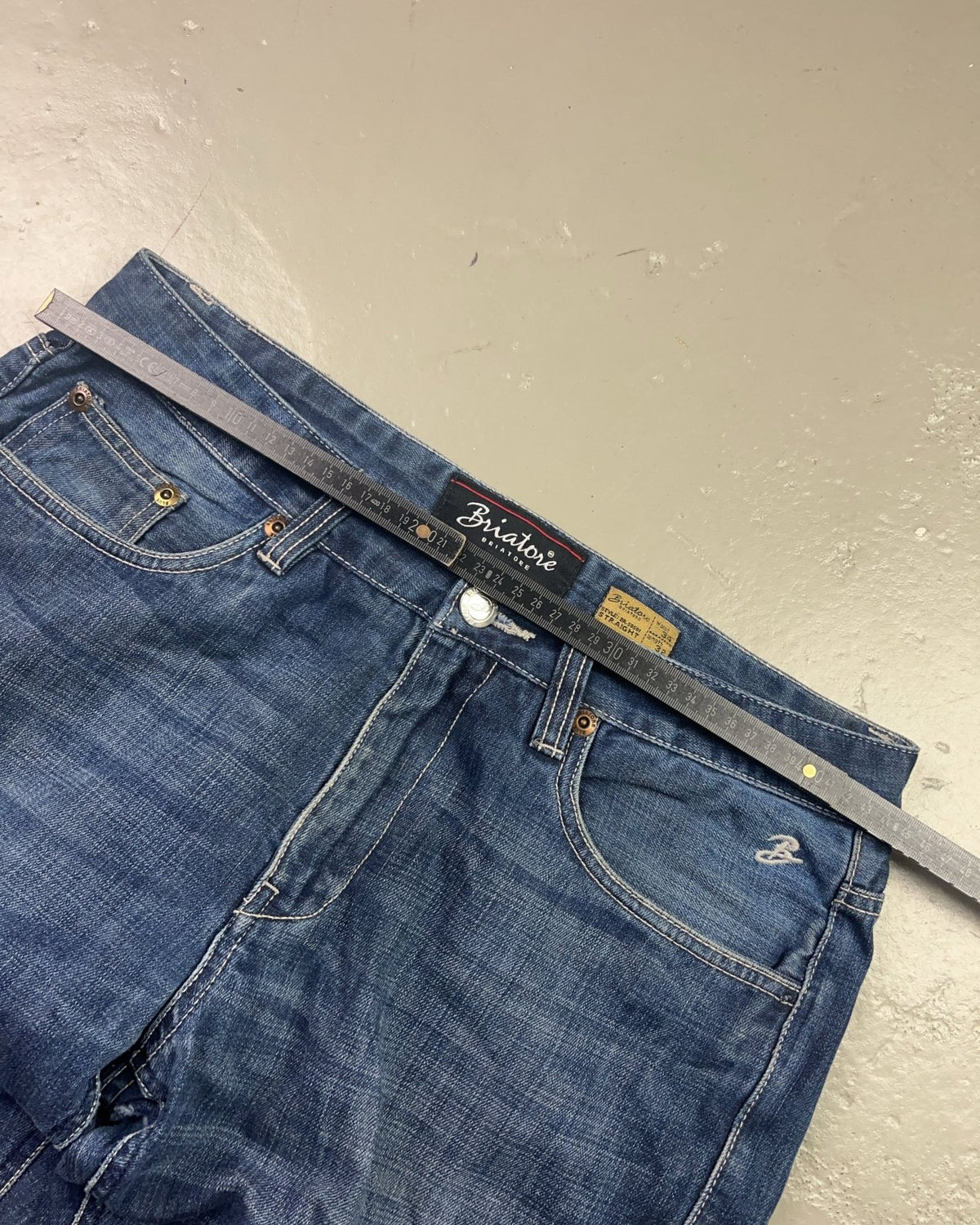 2010's Briatore Straight/Baggy Jeans * 35x34 (XL) - Lennys Vintage