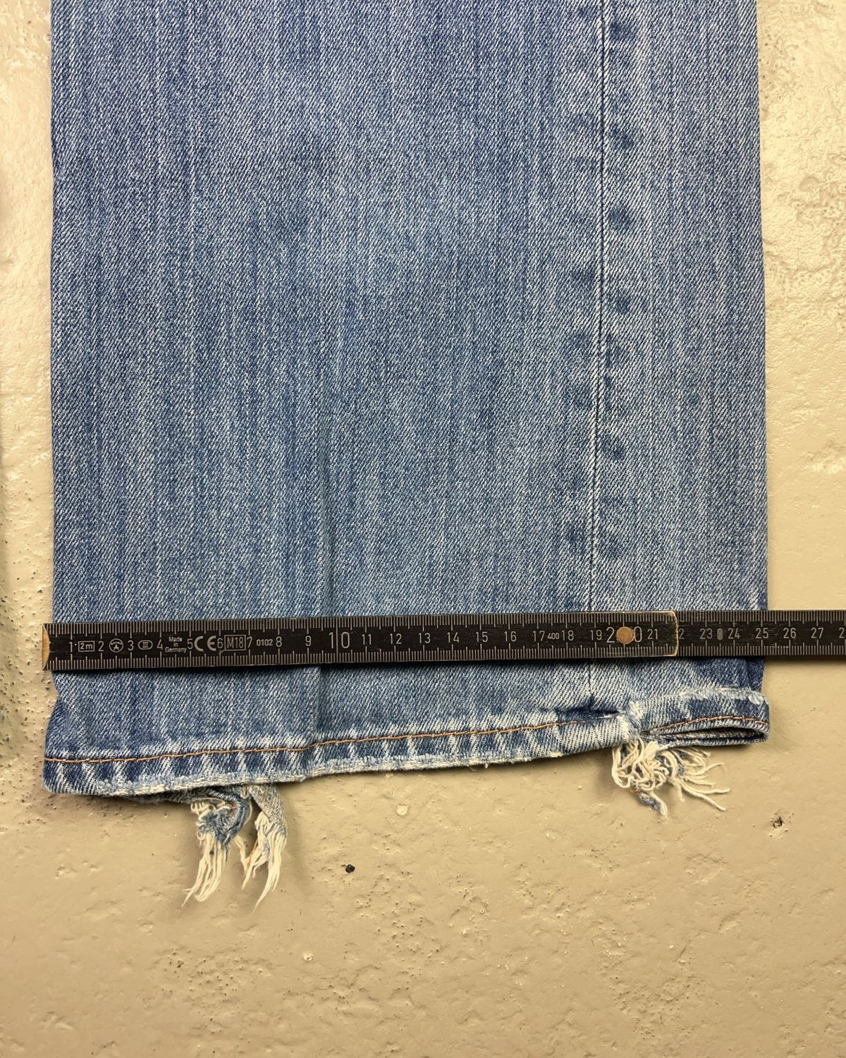 2010's Hollister Baggy/Bootcut Jeans * 37x32 (XL) - Lennys Vintage
