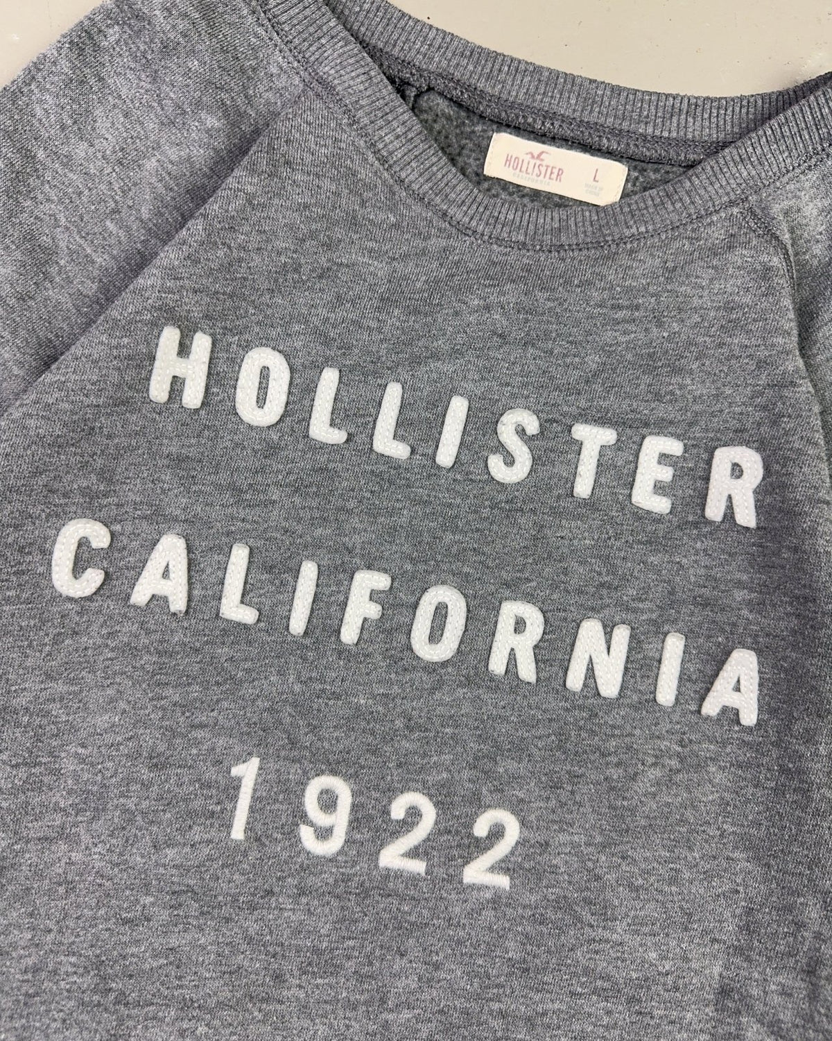 2010's Hollister Longsleeve Women's * (L) - Lennys Vintage