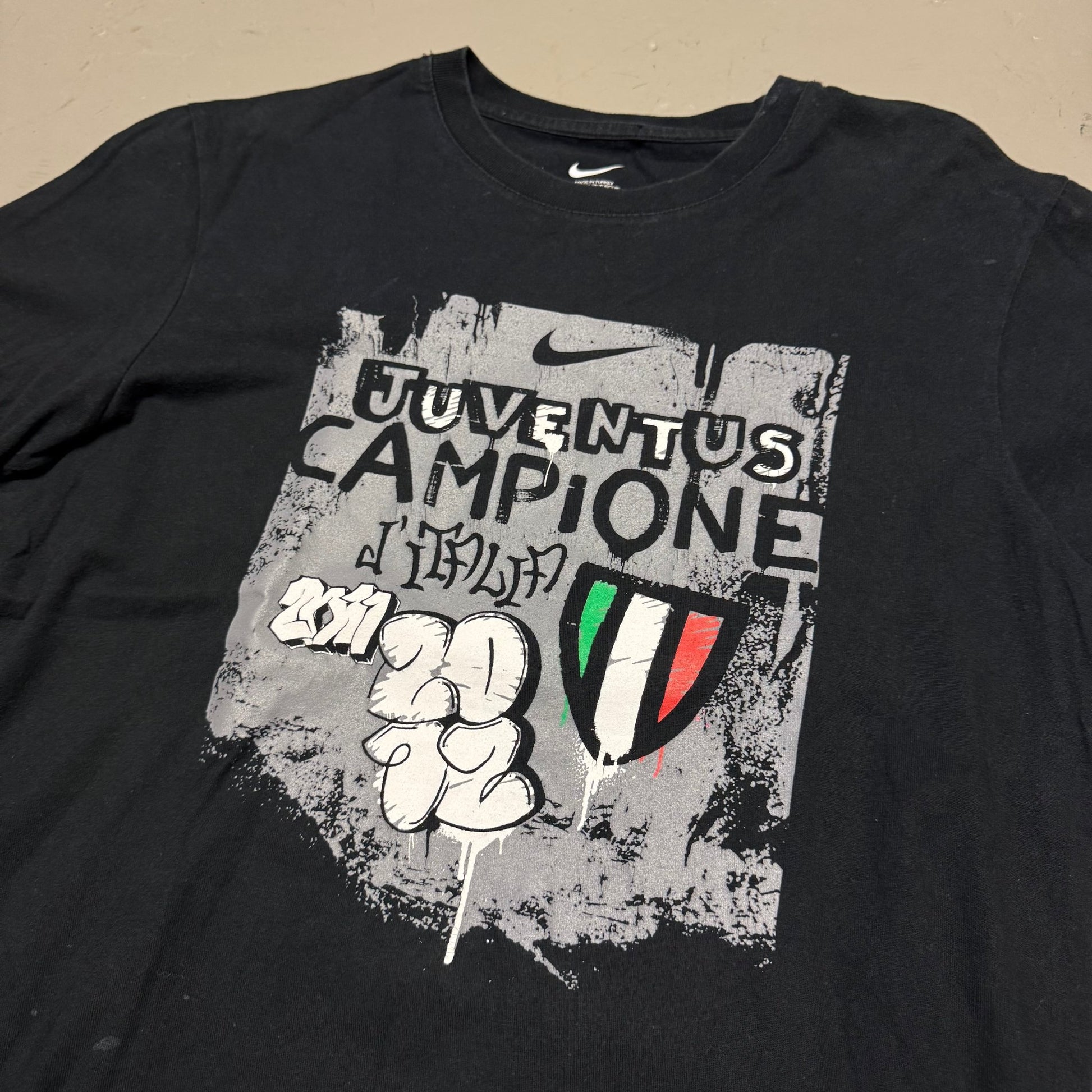 2011/12 Nike Juventus Shirt (M) - Lennys Vintage