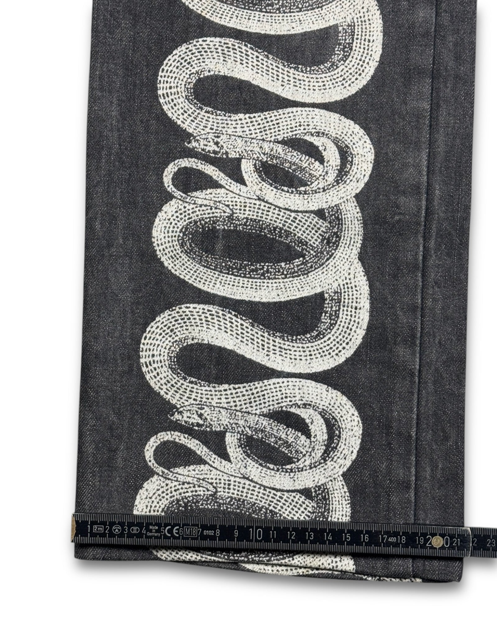 2000's Straight/Baggy Snake Design Jeans *rare 30x28 (M)