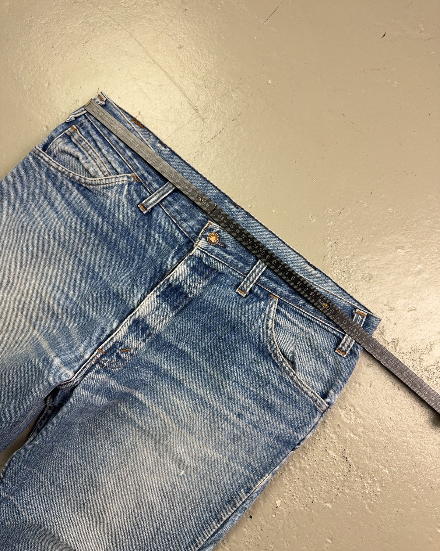 1980's Levi's Baggy/Bootcut Jeans *extremely rare 36x32 (XL)