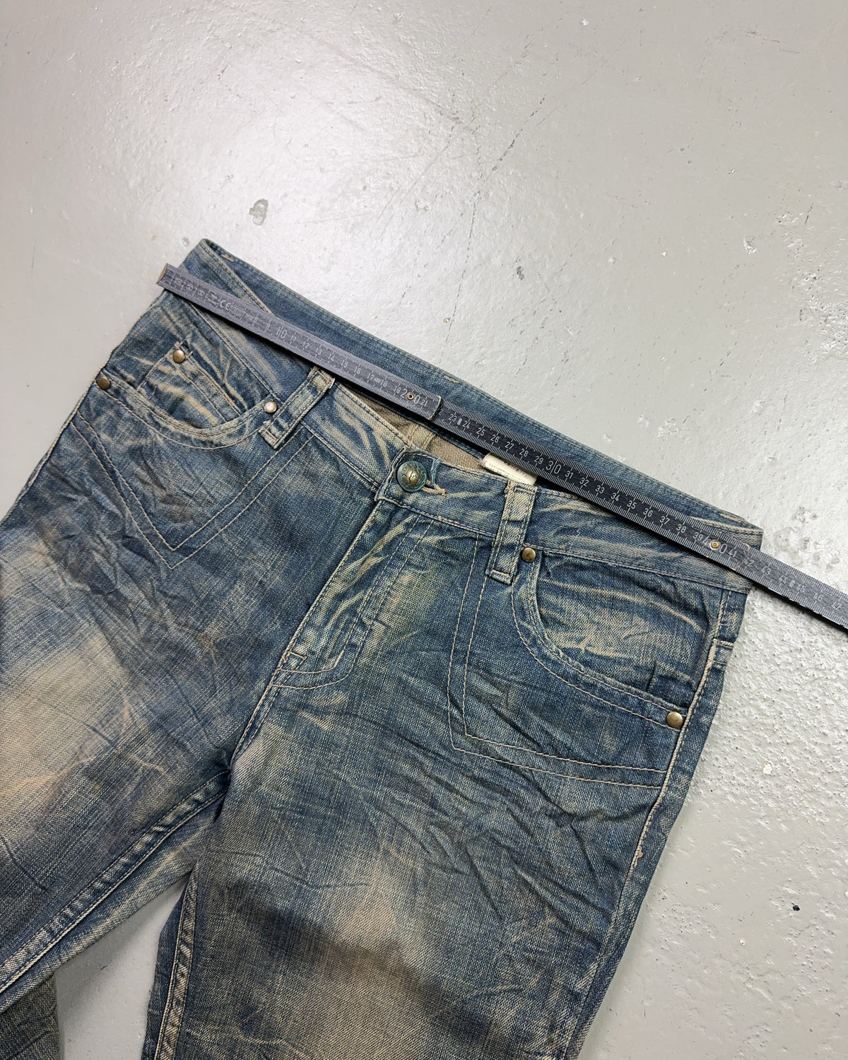 2000's Japanese Archive Bootcut/Flared Jeans *very rare 32x34 (M)