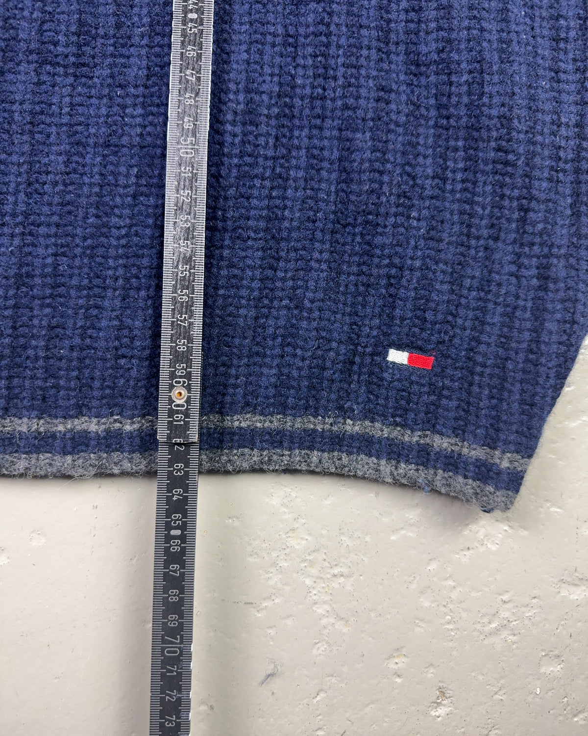 2000's Tommy Hilfiger Knit Sweater * (L)