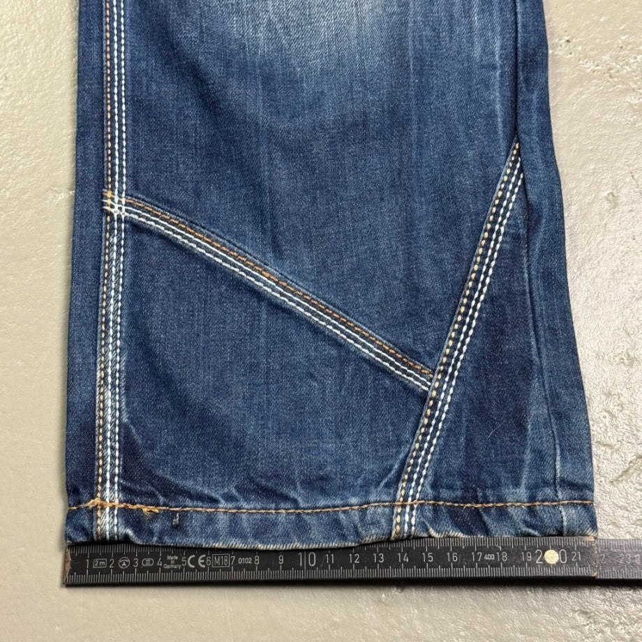2000’s Bright Limited Edition Tribal Straight Jeans *rare 36x32