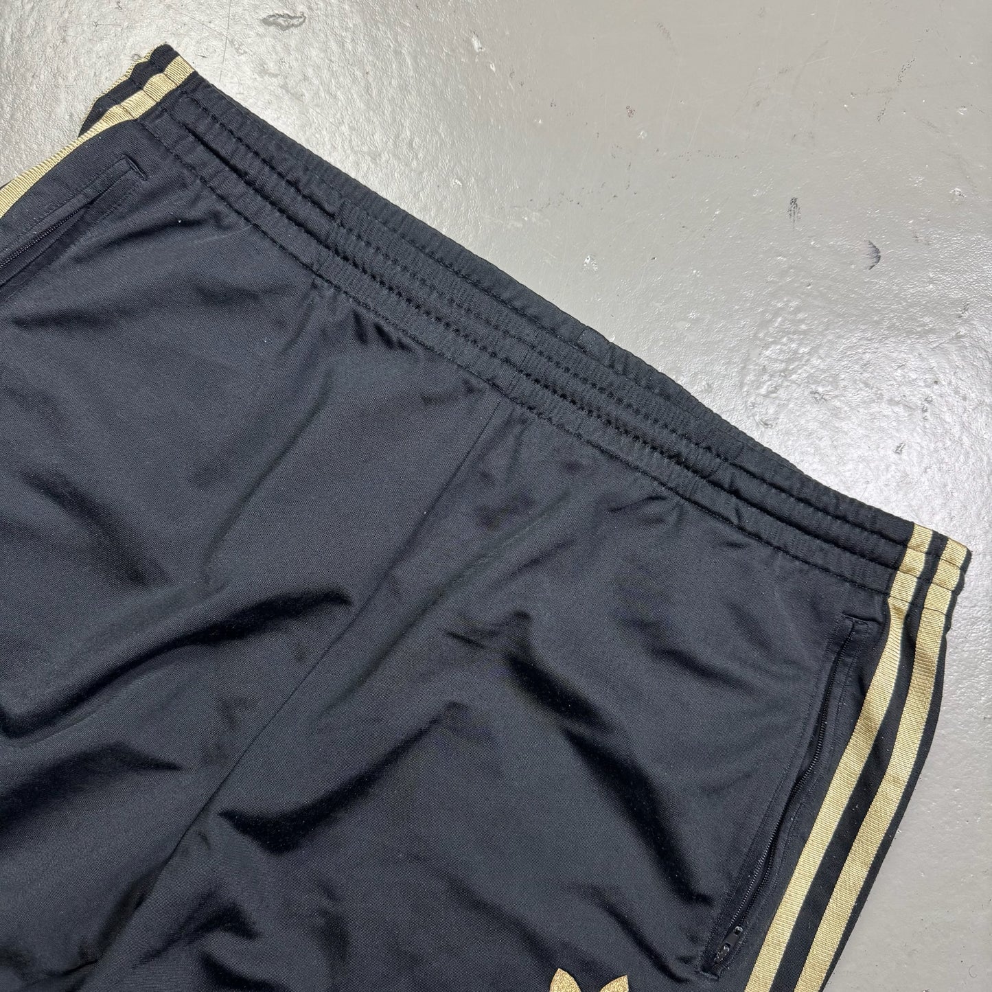 2011 Adidas Originals Baggy Trackpants *rare (L)