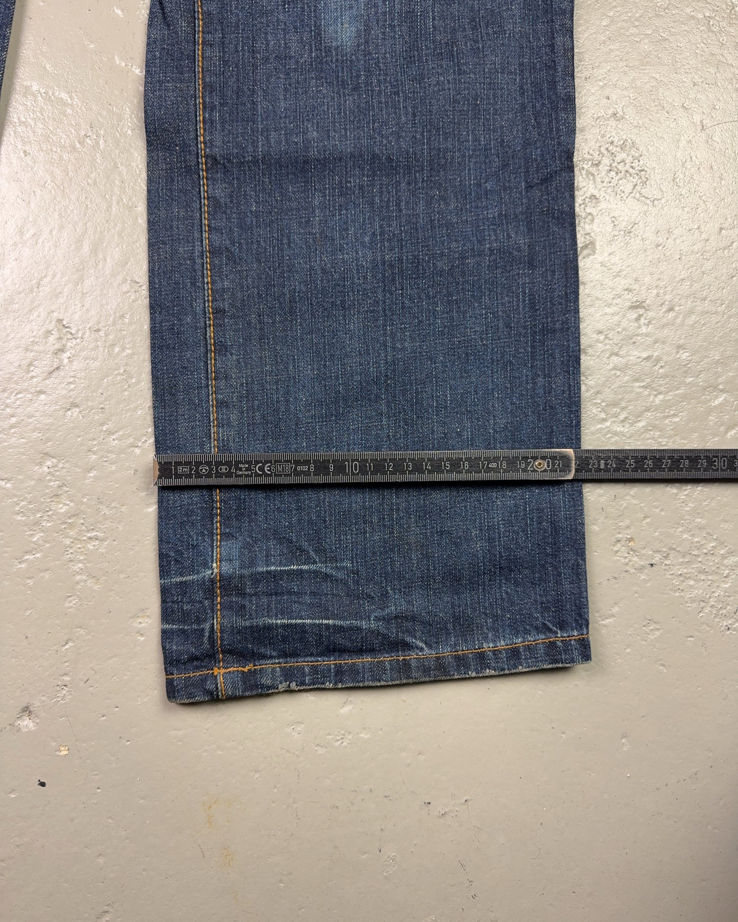 2000's Oniarai Japanese Straight/Baggy Jeans *rare 32x34 (M)