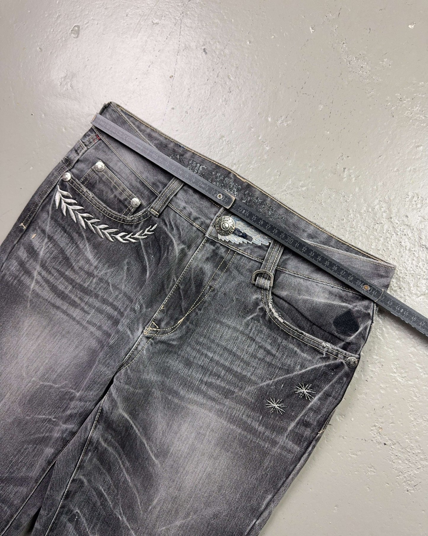 2000's Big Train Japanese Archive Straight/Baggy Jeans *very rare 32x32 (M)