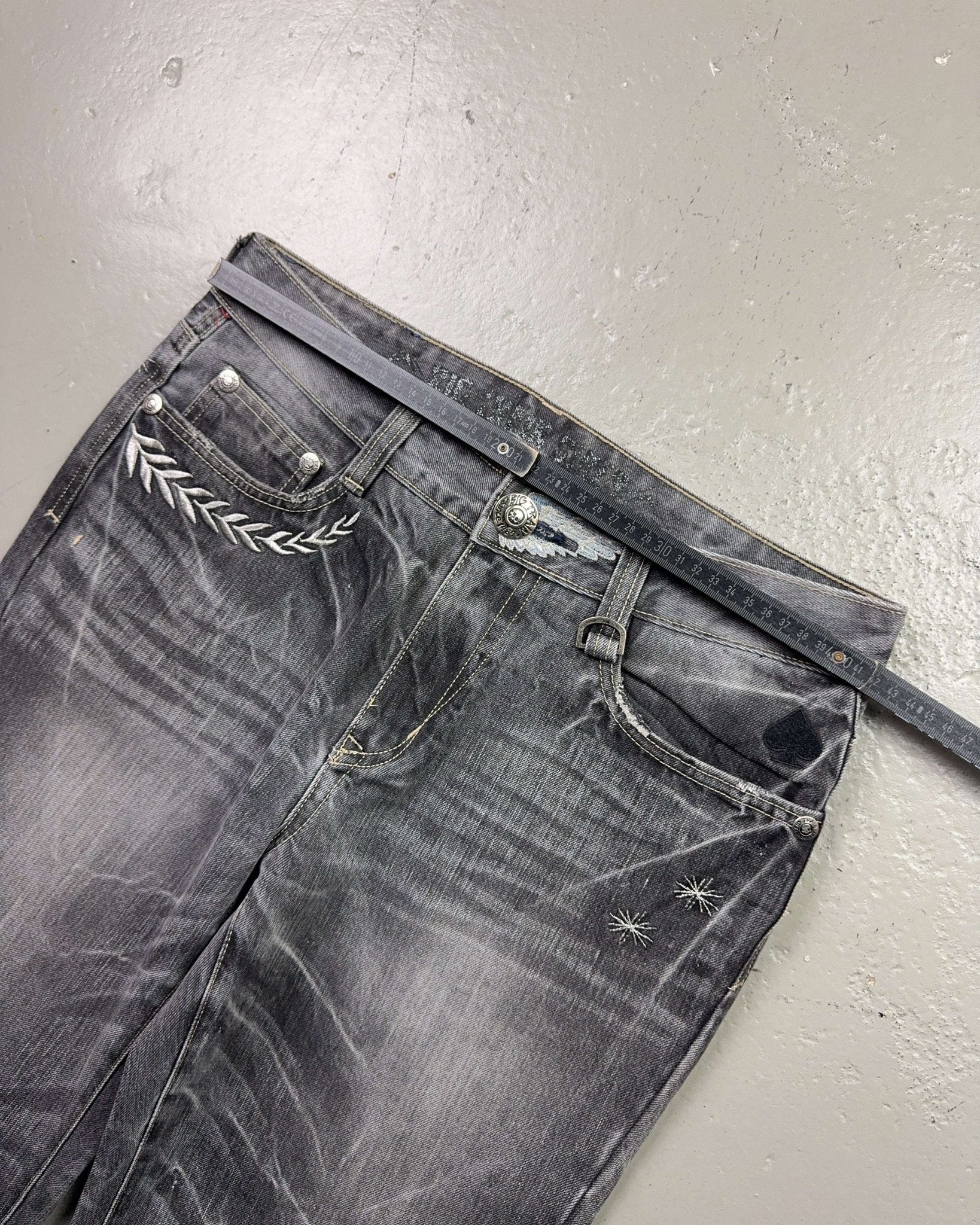 2000's Big Train Japanese Archive Straight/Baggy Jeans *very rare 32x32 (M)