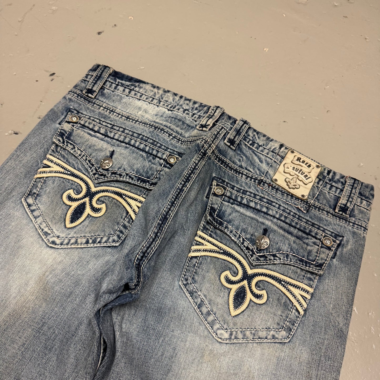 2000‘s Rock Revival Baggy Jeans *rare 42x34