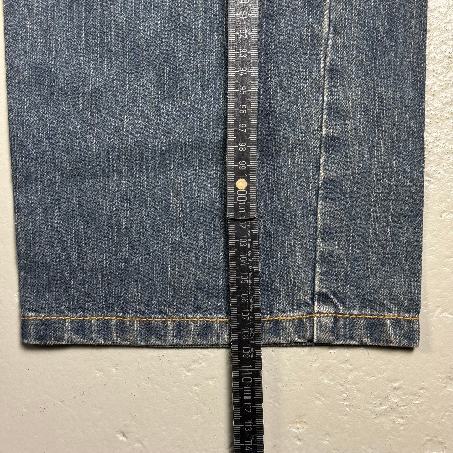 2000‘s V-Blue Japanese Baggy Jeans *rare 38x34