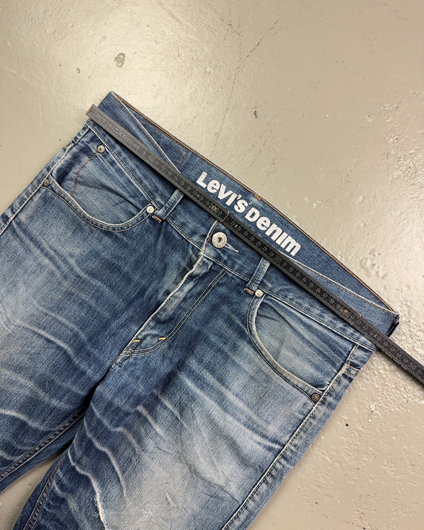 2000's Levi's Straight/Baggy Jeans *rare 35x30 (L)