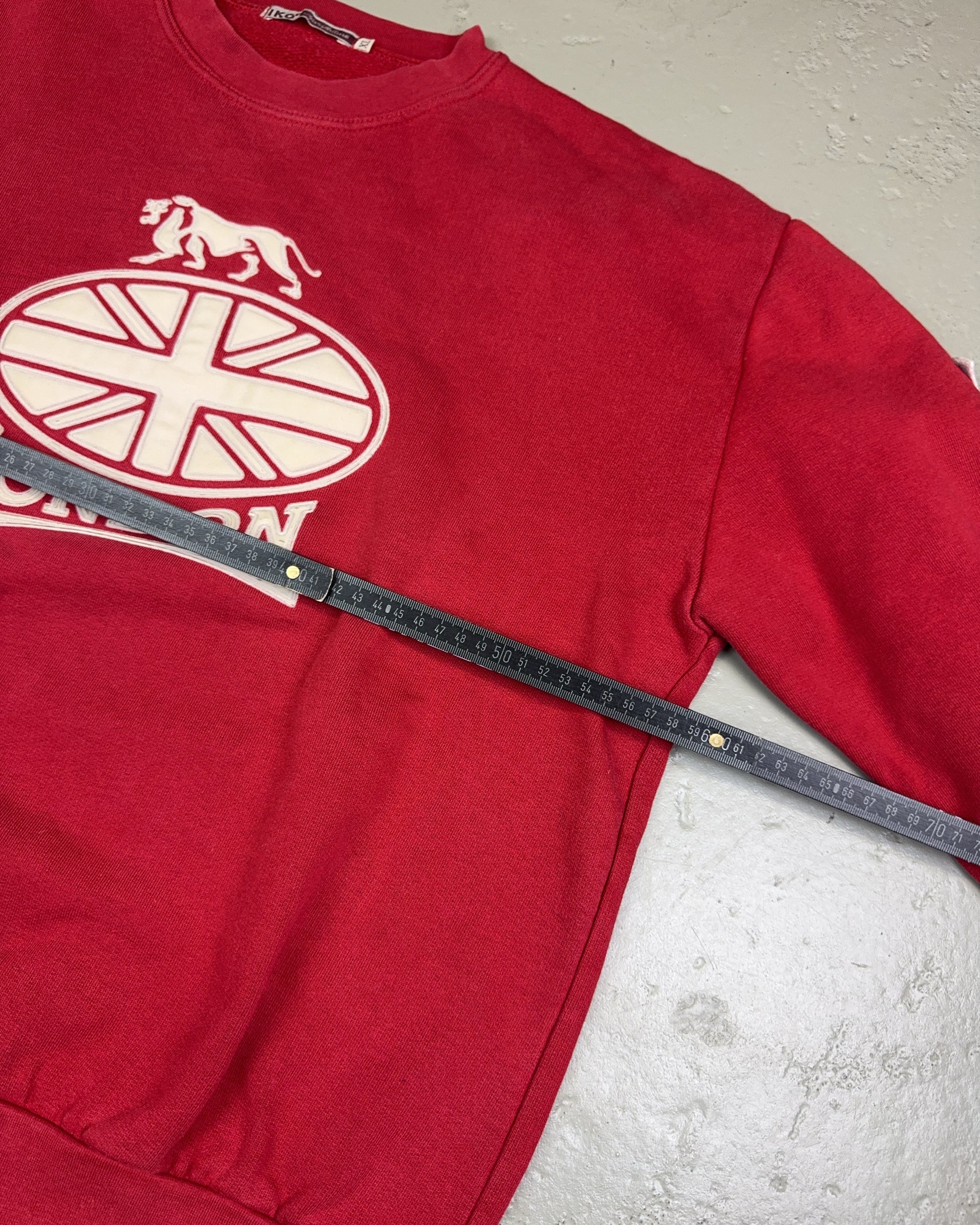2000's Iko Sweater * (L)