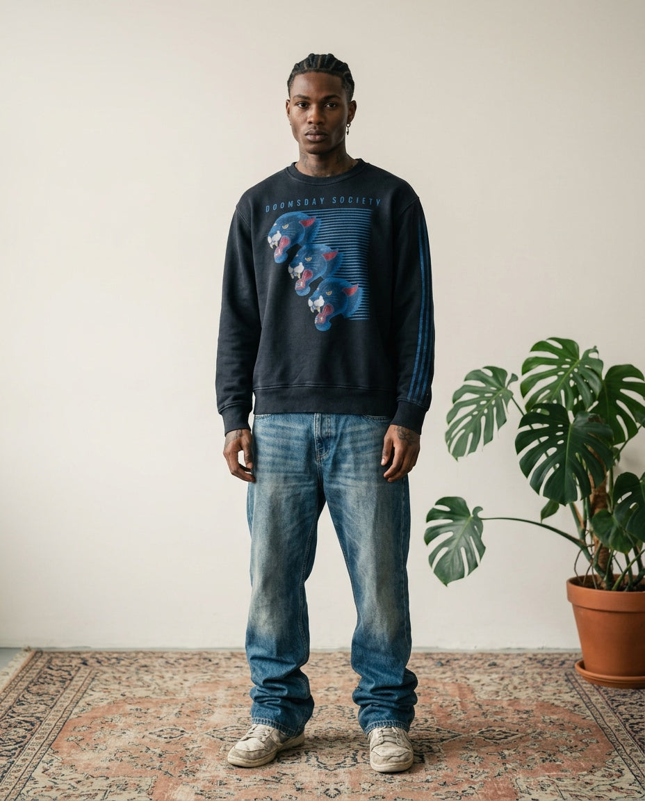 2010's Doomsday Sweater *rare (L)
