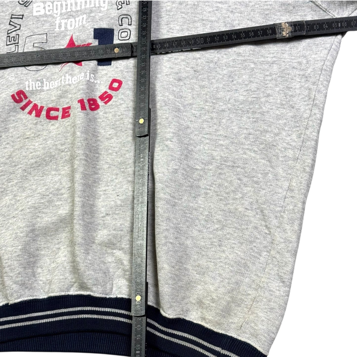 1990‘s Levi‘s 501 Sweater *rare (L)