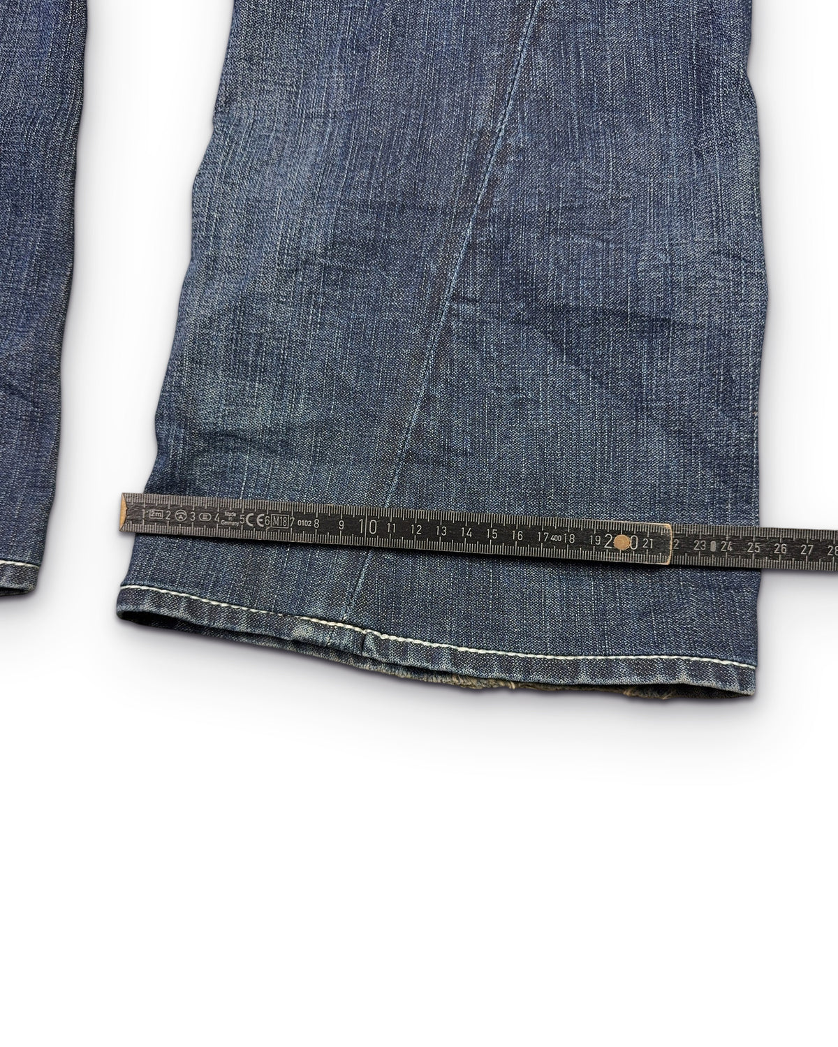 2000's True Religion Bootcut/Flared Jeans * (M)