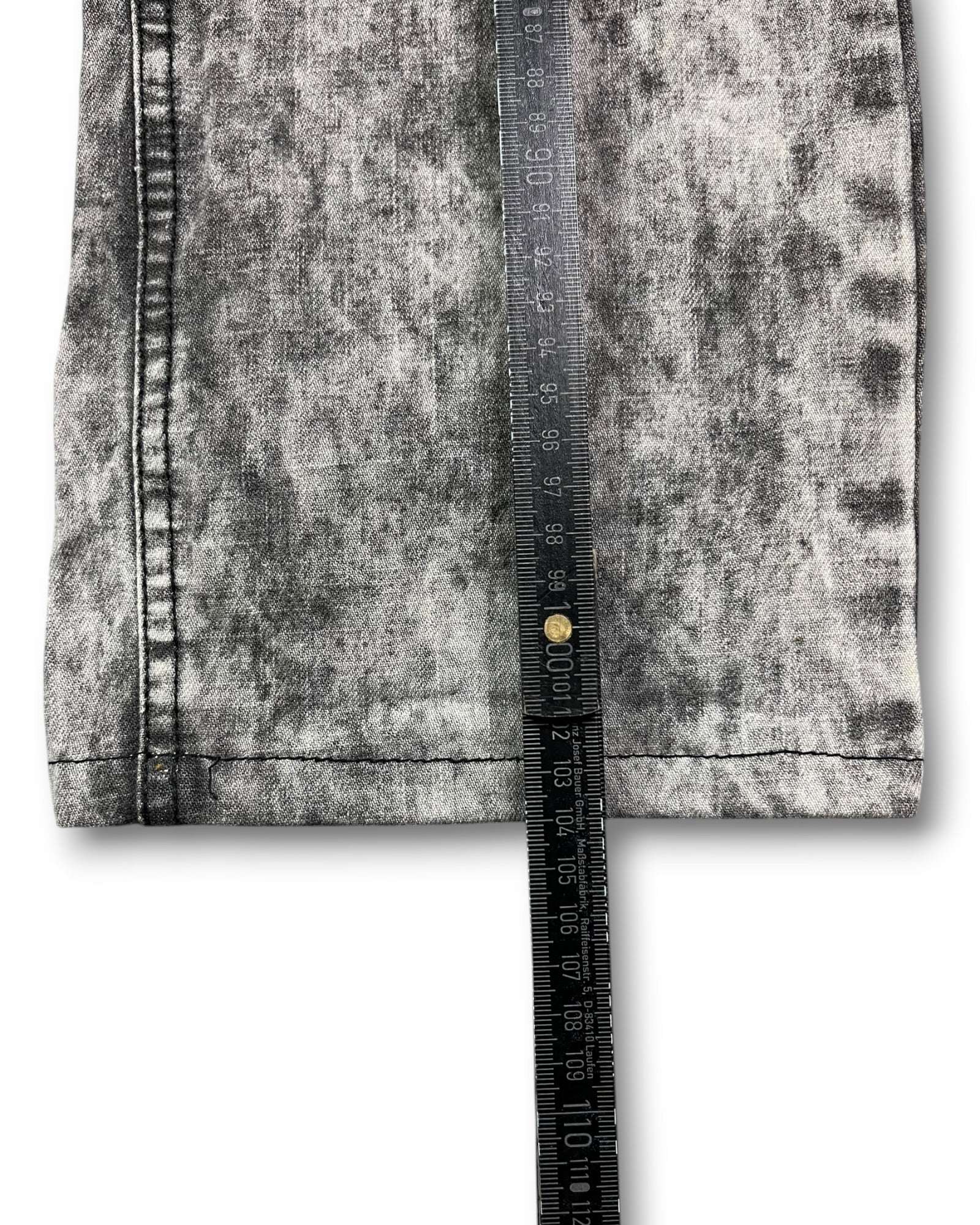 2000's Big Group Straight Japanese Jeans *rare 30x32 (M)