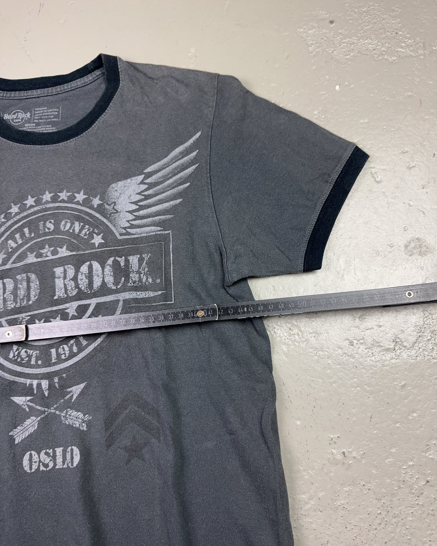 2000's Hard Rock Cafe T-shirt * (M)