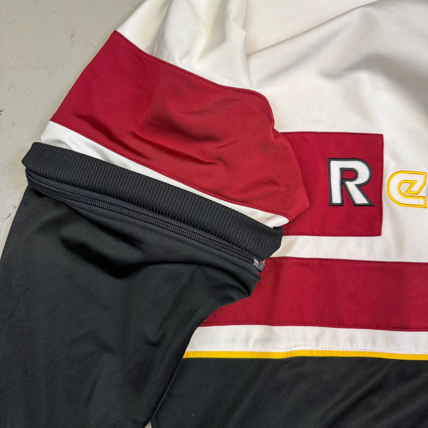 2000‘s Reebok Track Jacket *rare (XL)