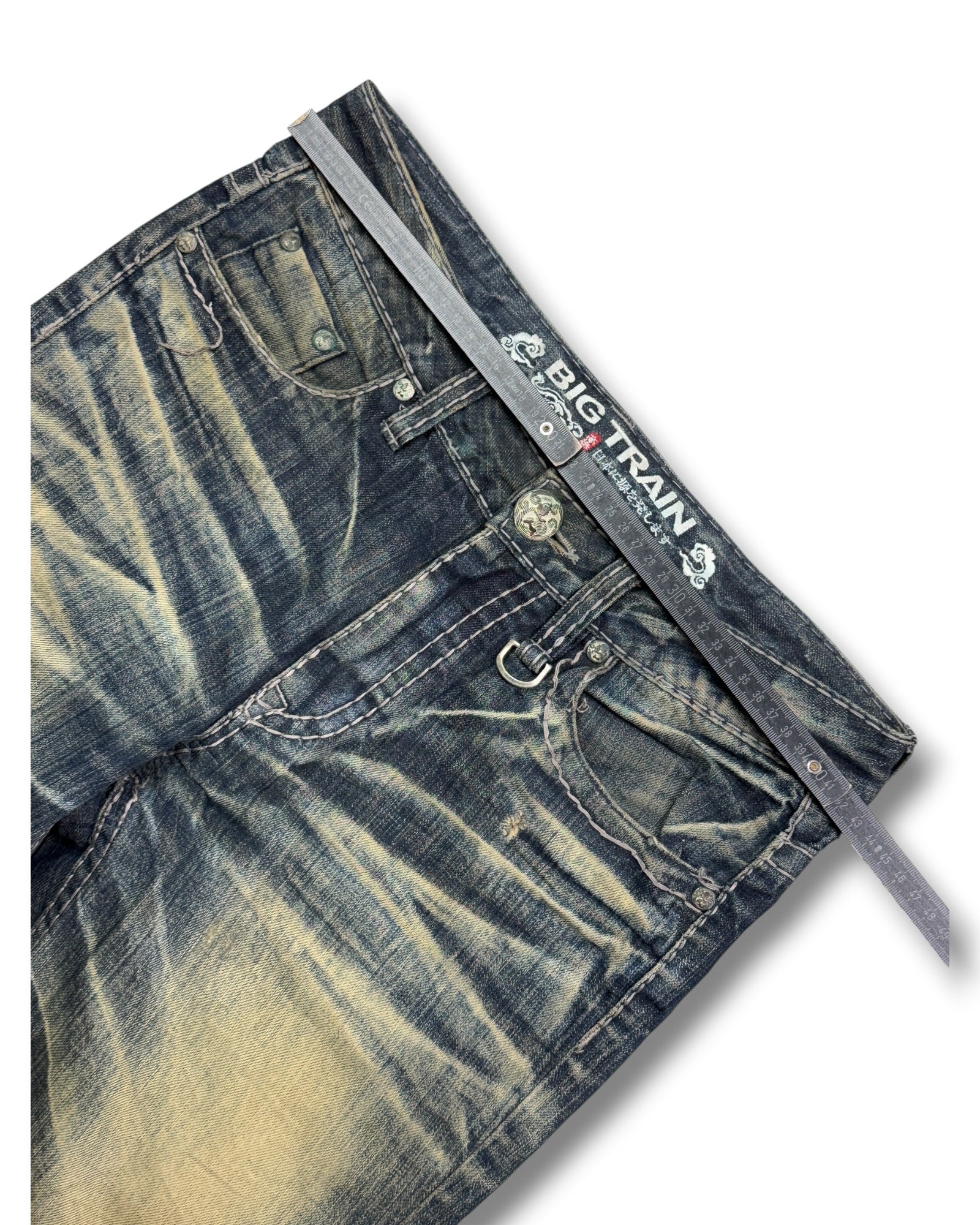 2000's Big Train Straight/Baggy Japanese Archive Jeans *very rare 32x34 (M)