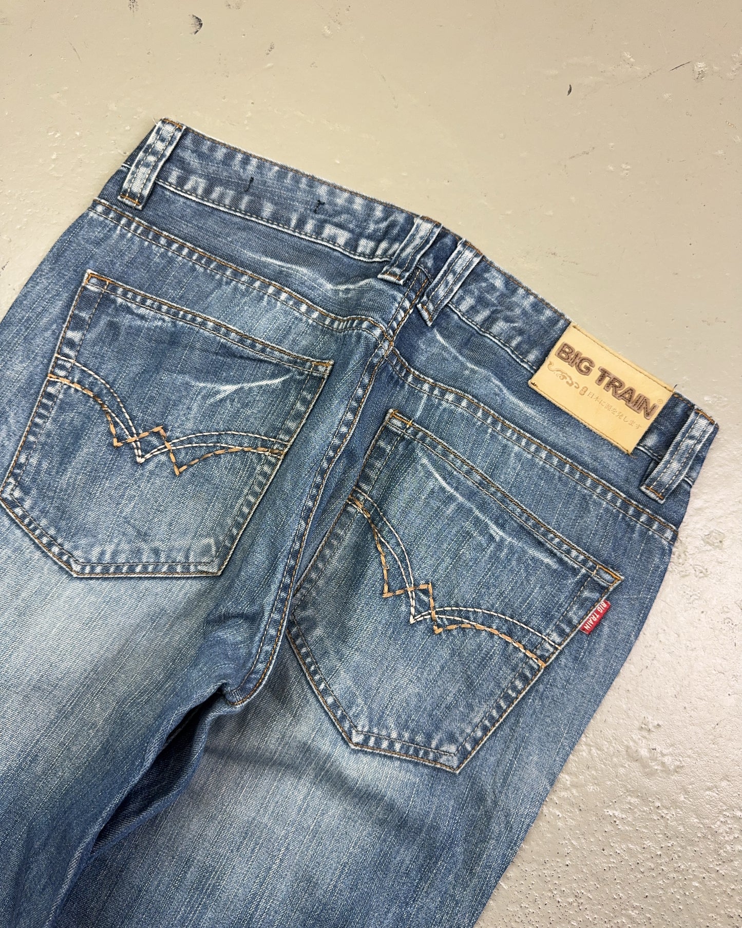 2000's Big Train Japanese Straight/Baggy Jeans *rare 32x32 (M)